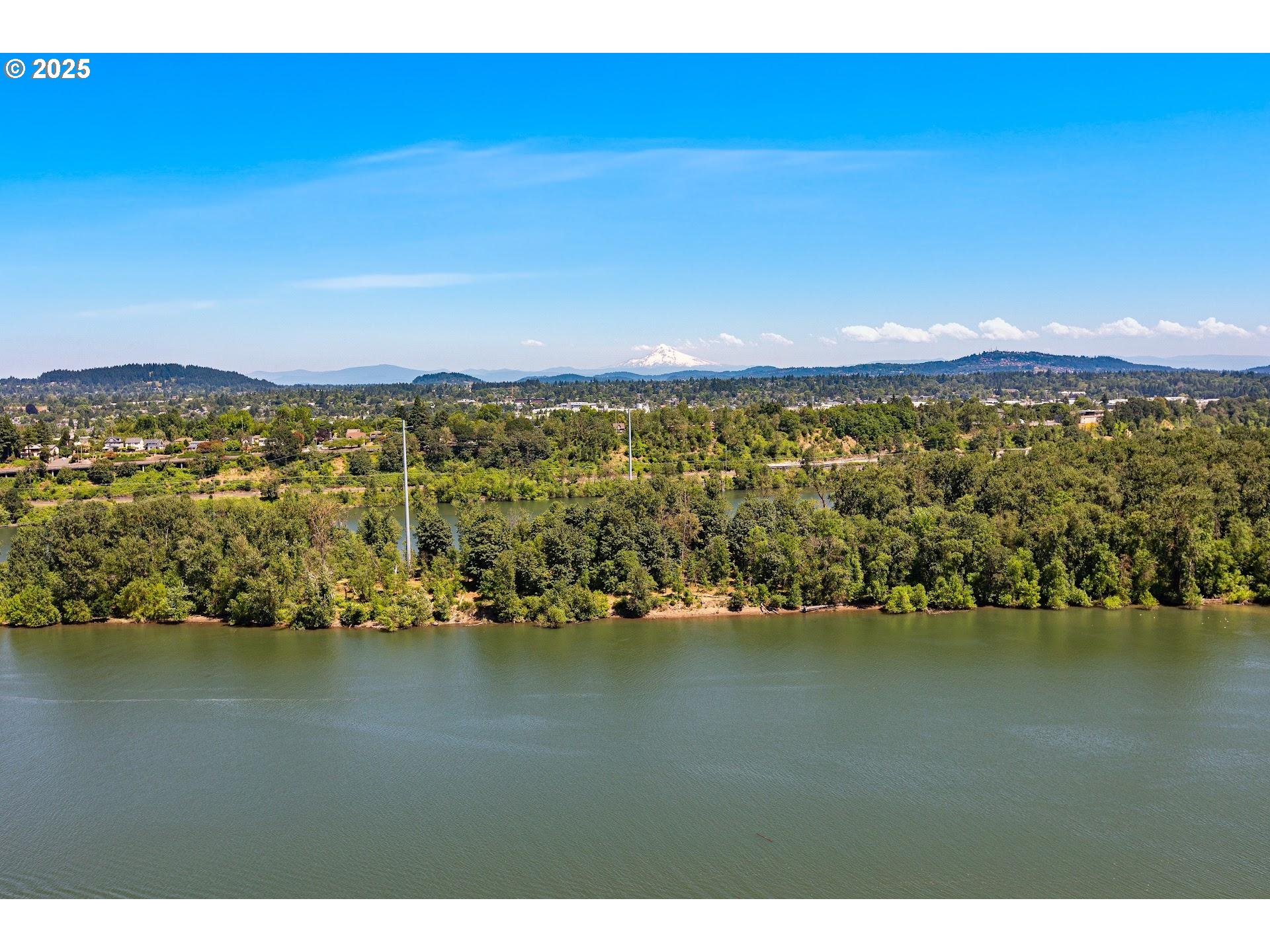 Photo #5: 569774733 Listing 