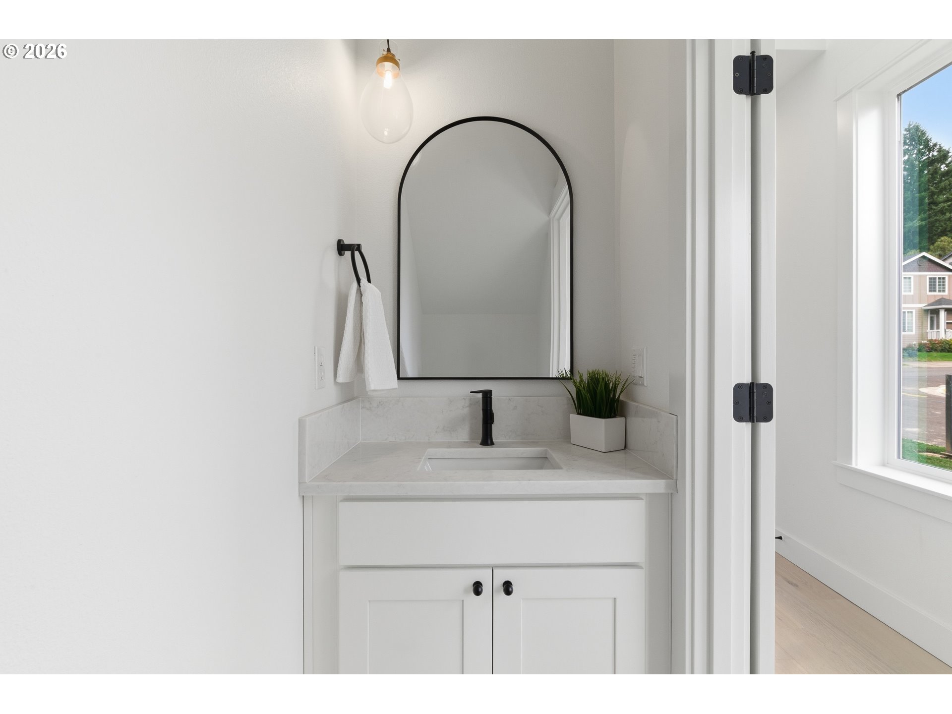 14220 SE Ellis ST, Portland, OR, 97236