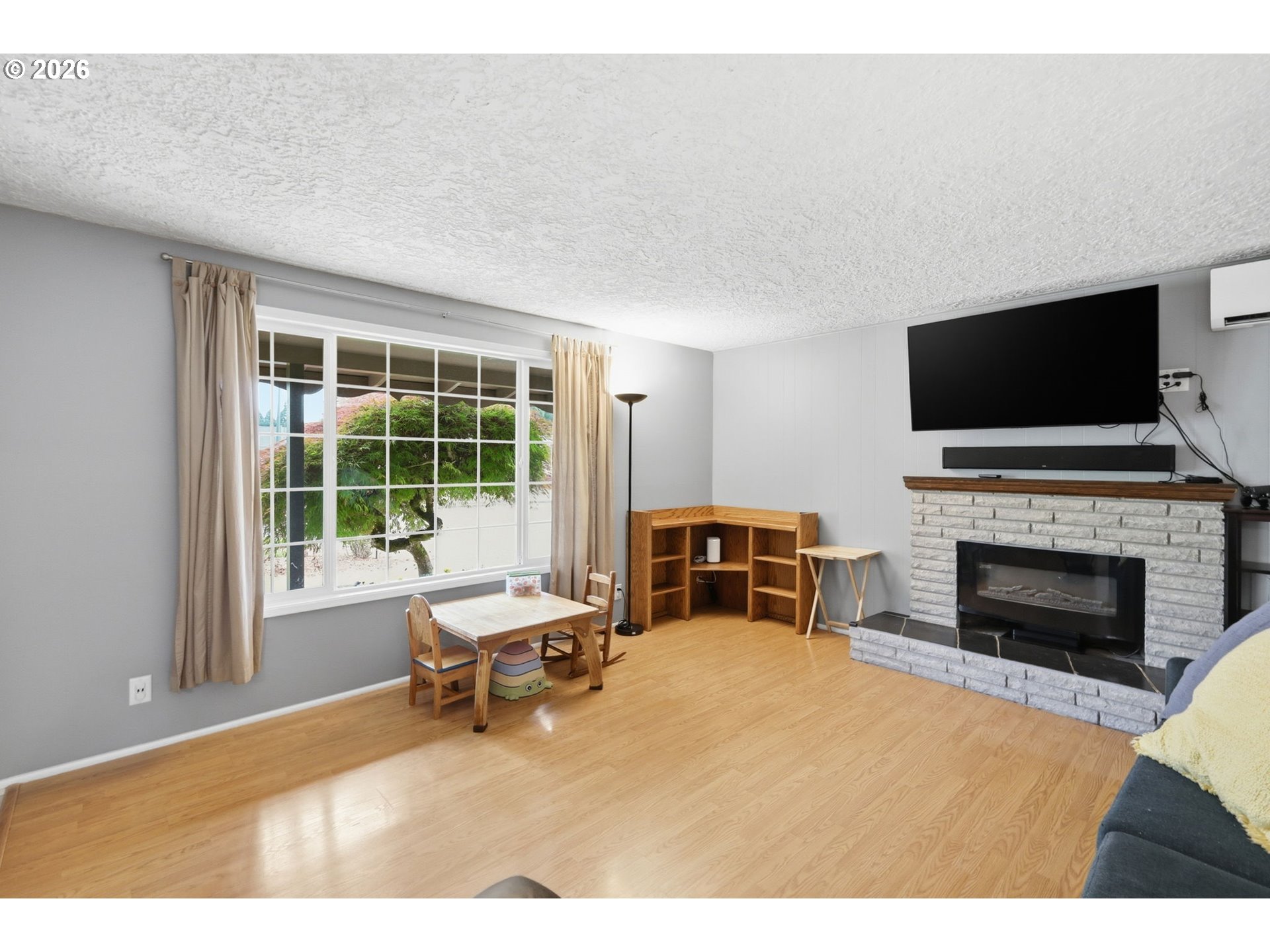 Property photo 5 of 35