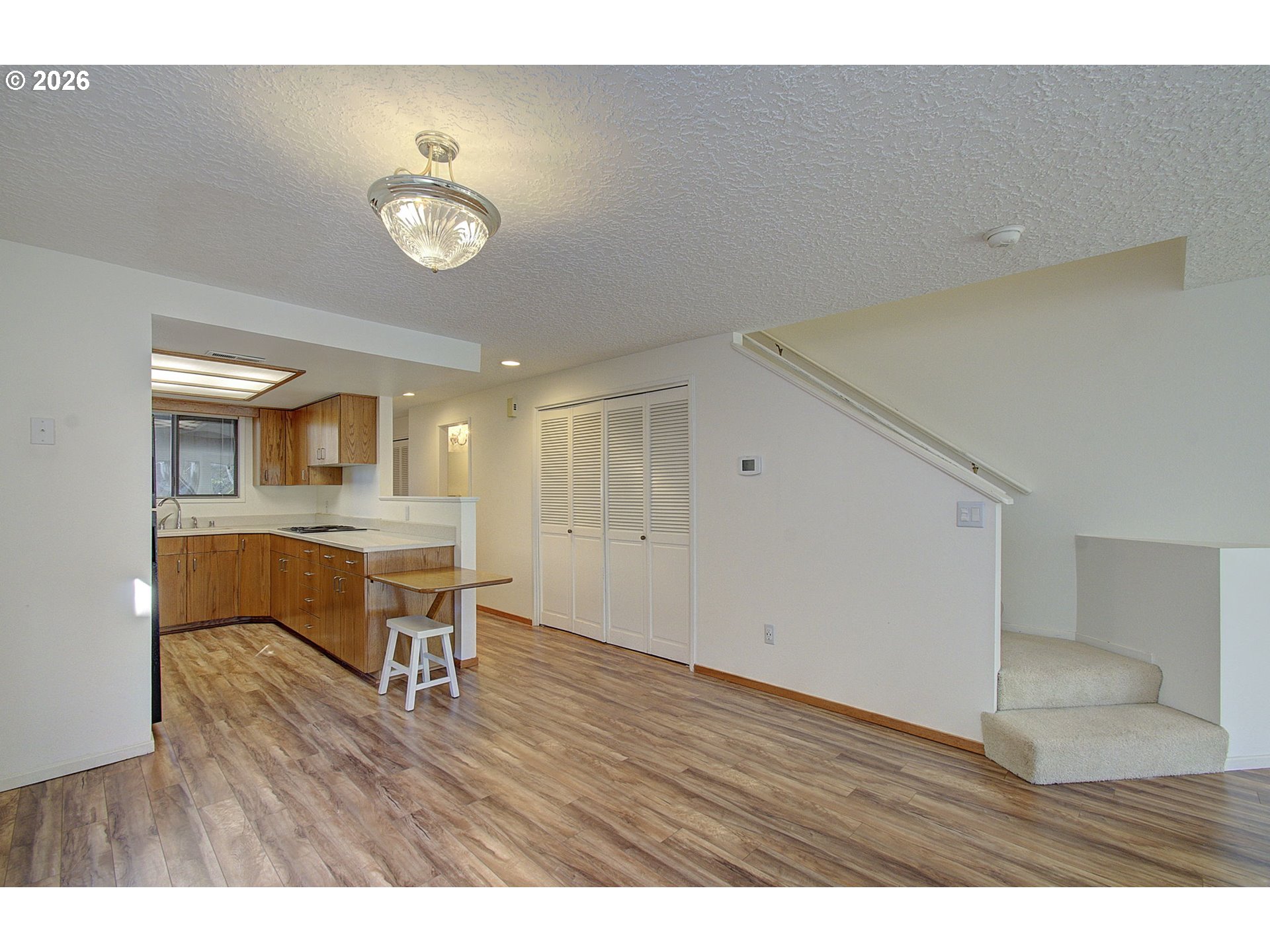 Photo #4: 571143310 Listing: Photo #4