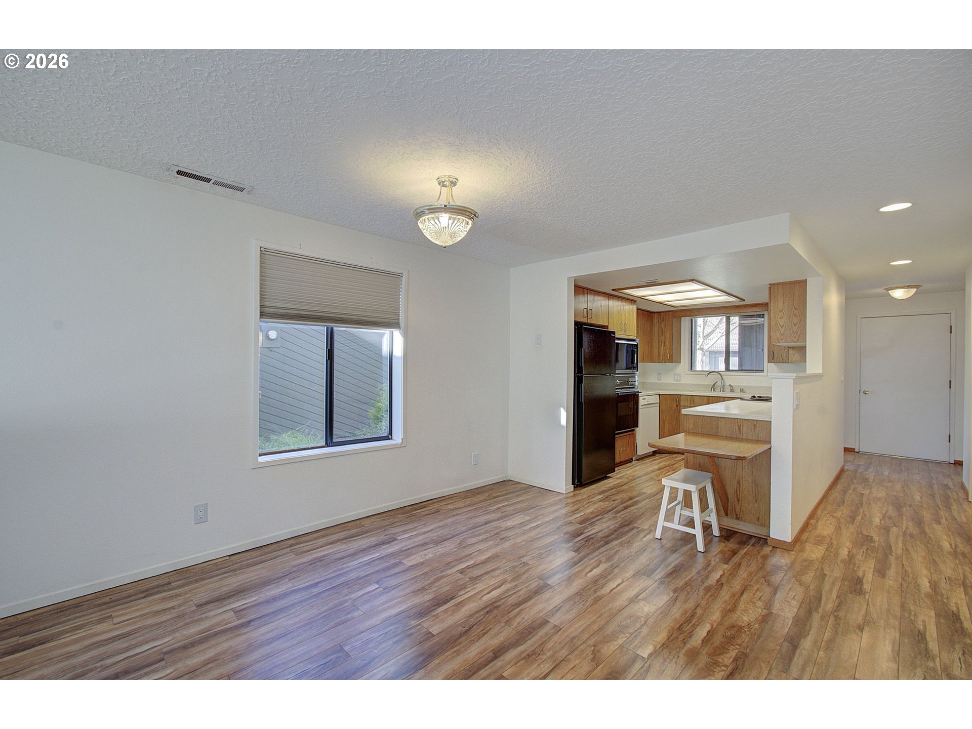 Photo #5: 571143310 Listing: Photo #5