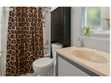 Property photo 11 of 18