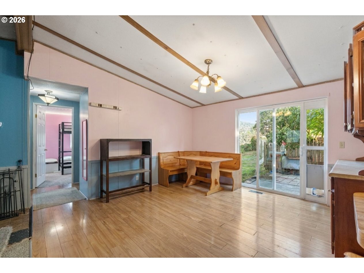 Property photo 6 of 18