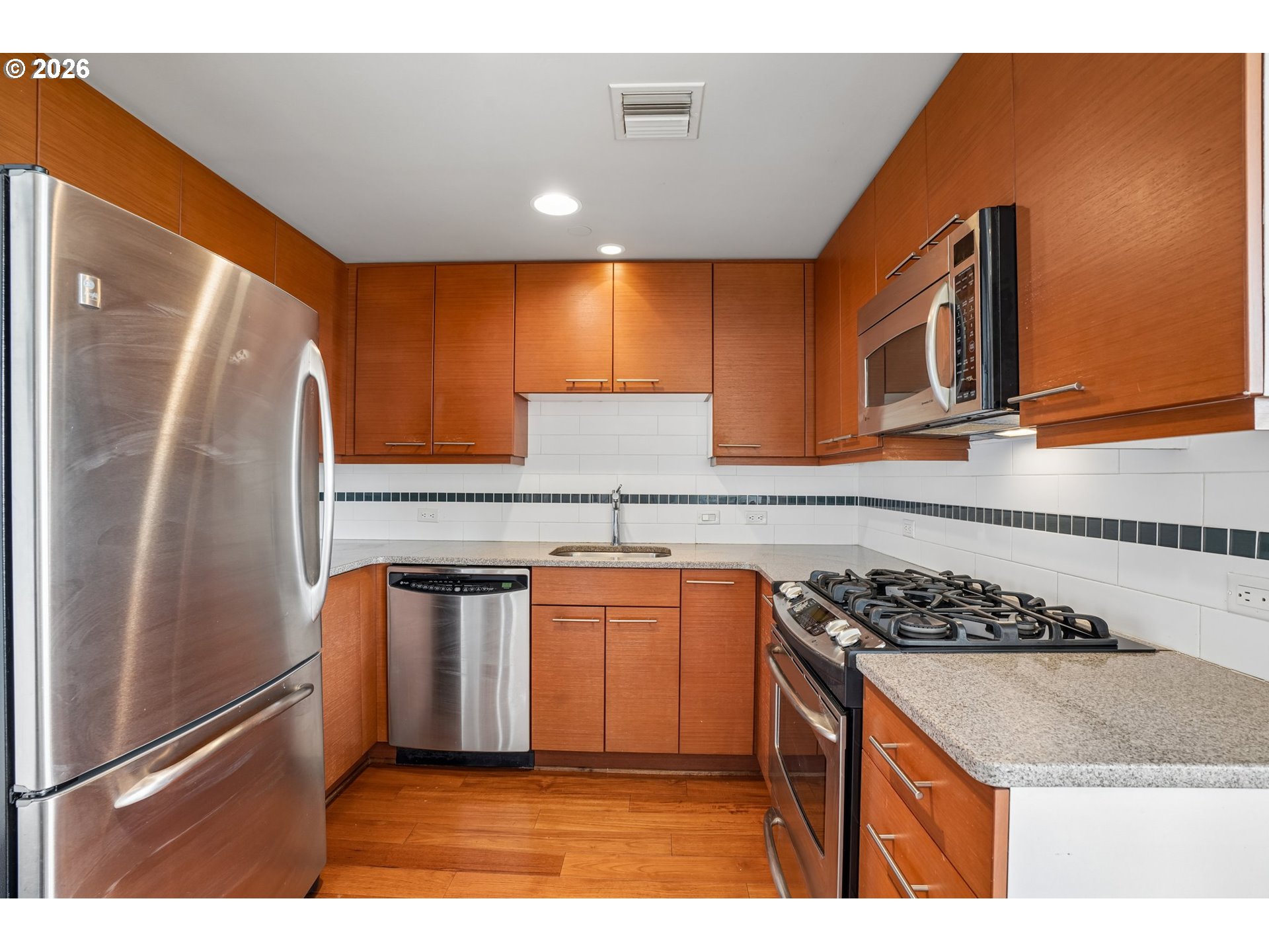Photo #8: 572014180 Listing: Photo #8