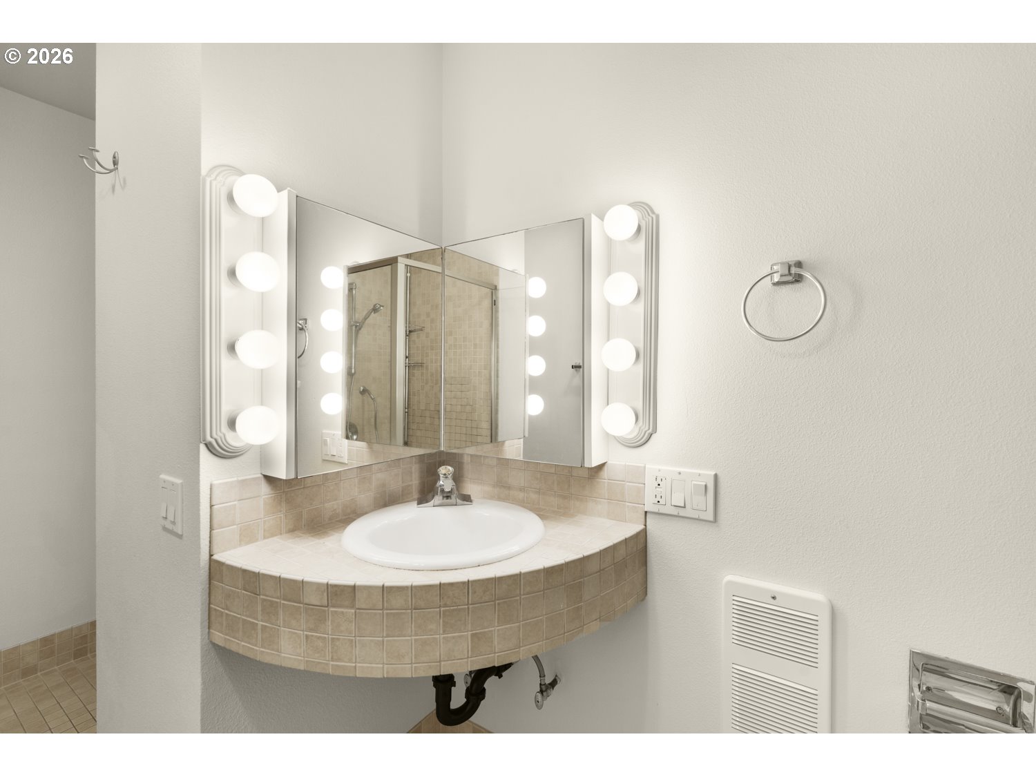 Photo #15: 573480523 Listing: Photo #15