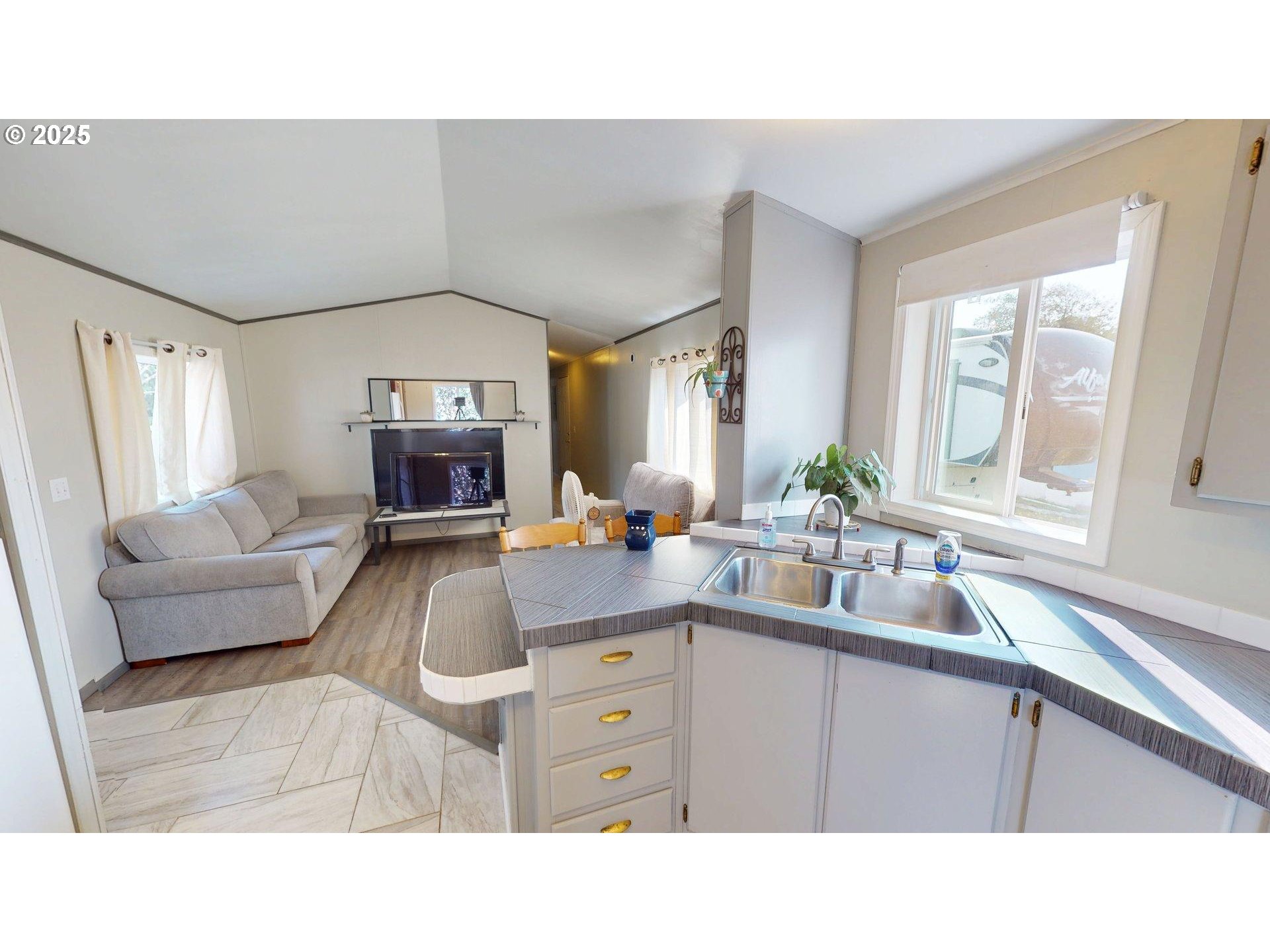 29450 ELLENSBURG AVE UNIT 802, Gold Beach, OR, 97444