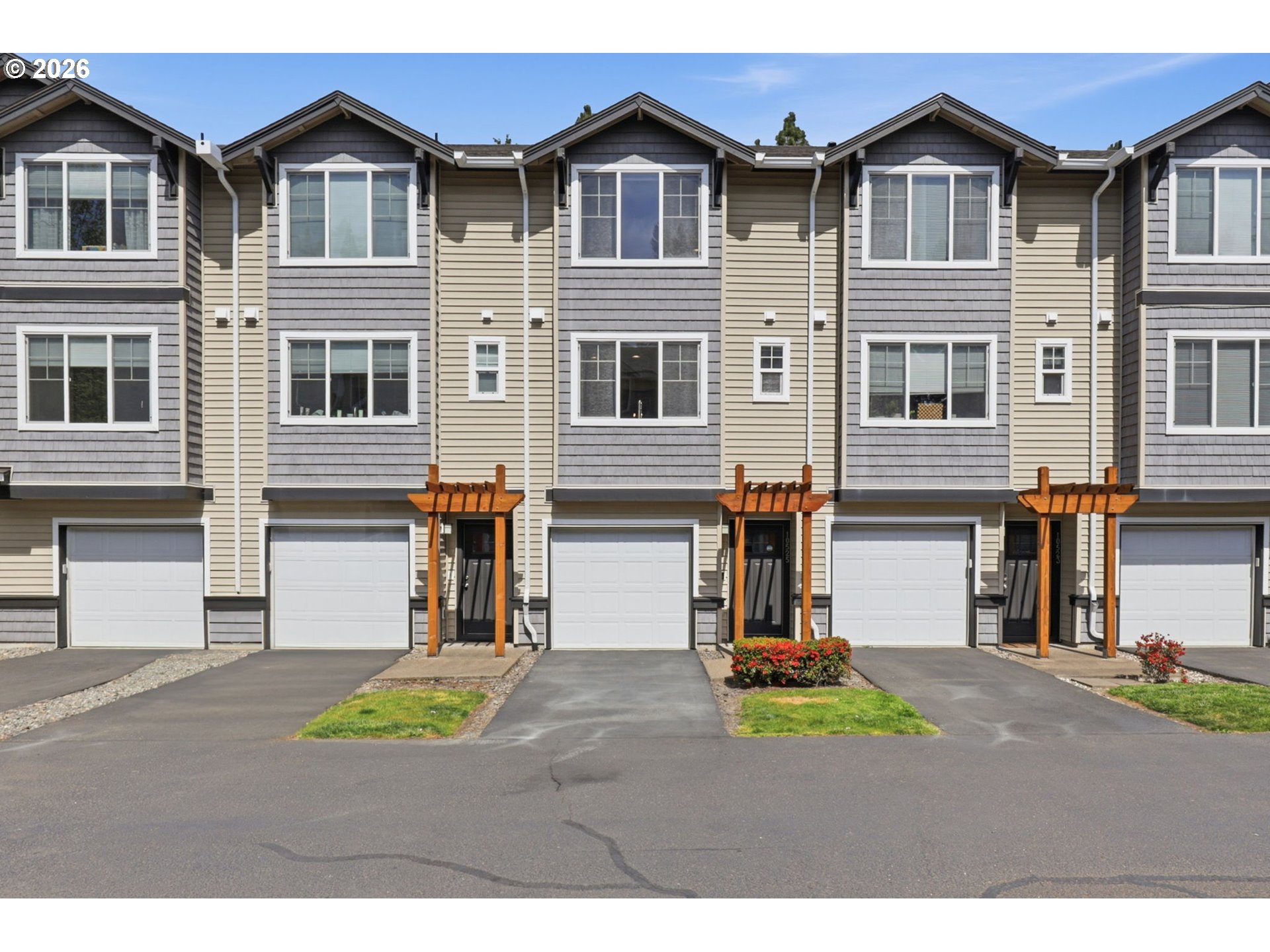 Photo #2: 574958090 Listing: Photo #2