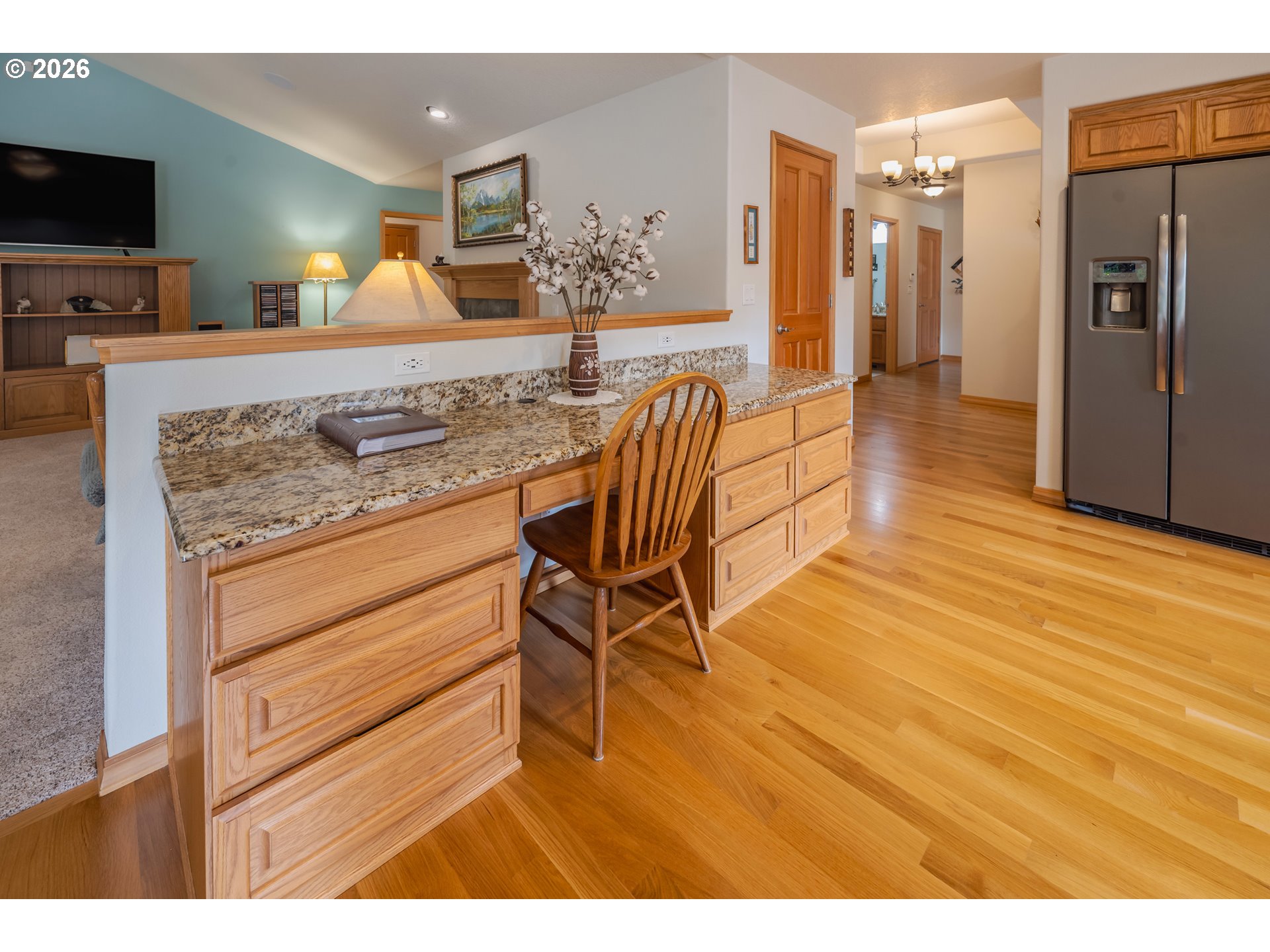 1115 SKOOKUM DR, Silverton, OR, 97381