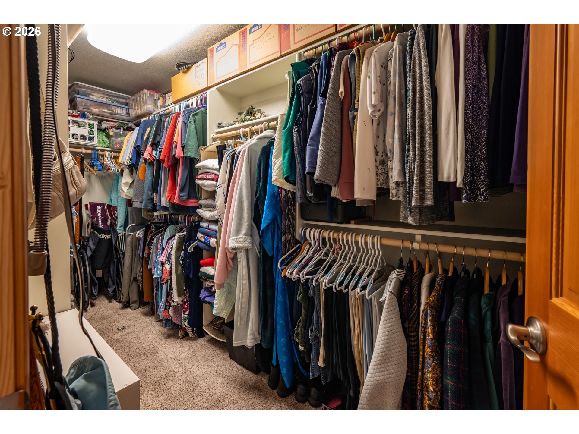 1115 SKOOKUM DR, Silverton, OR, 97381