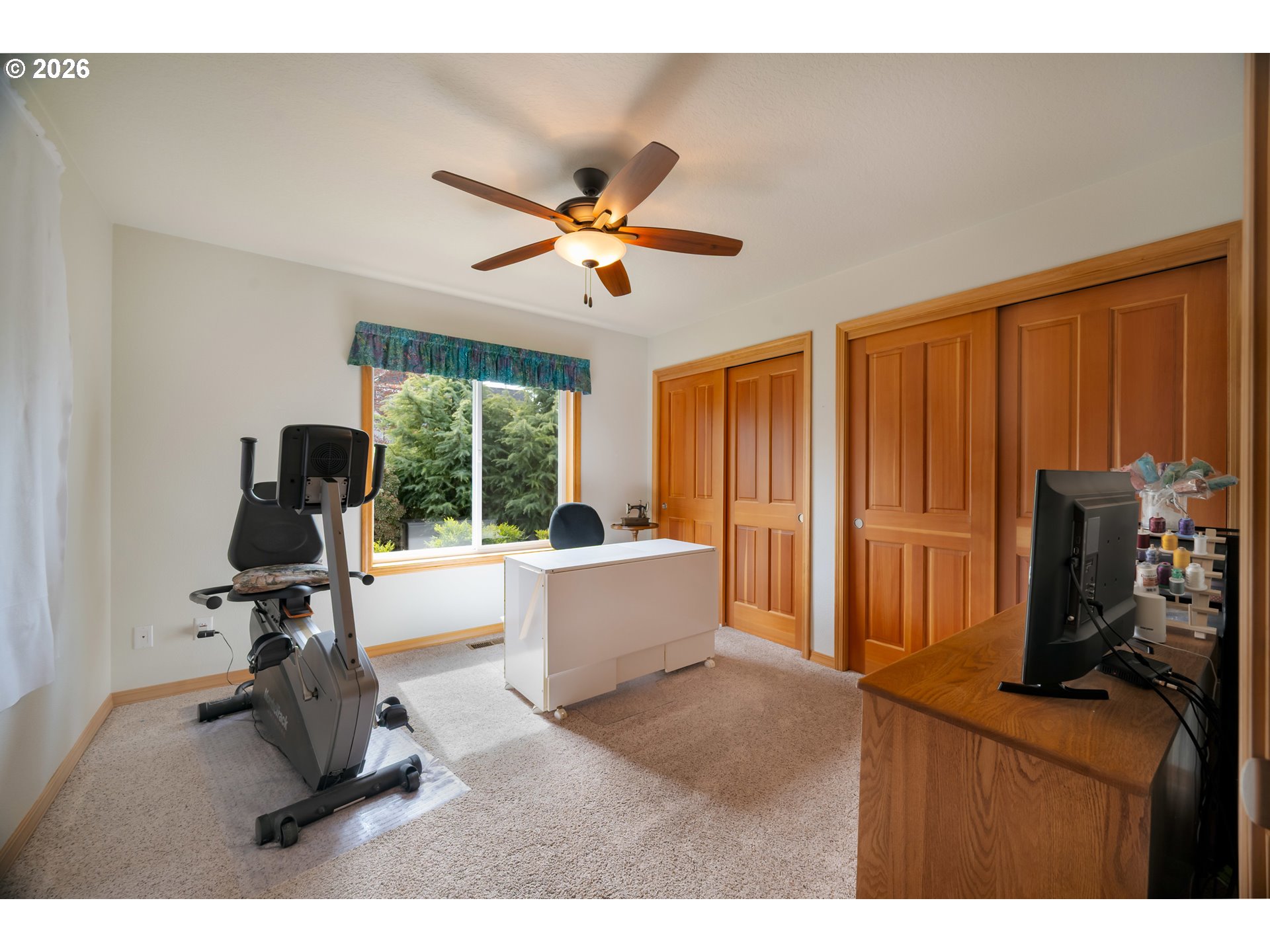 1115 SKOOKUM DR, Silverton, OR, 97381