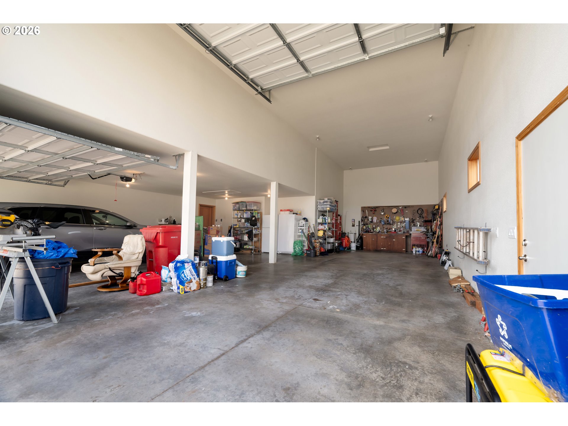 1115 SKOOKUM DR, Silverton, OR, 97381