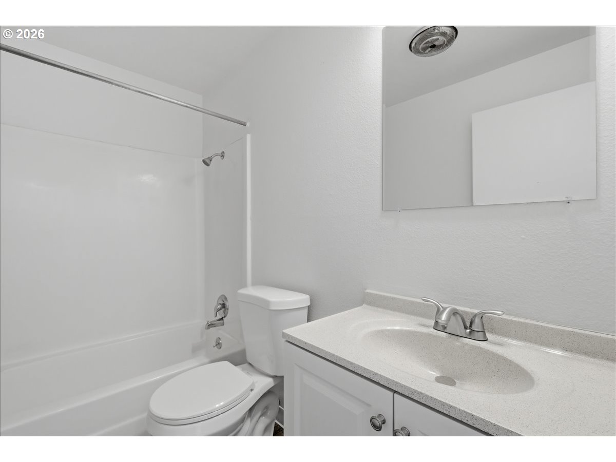 Photo #32: 576646780 Listing: Photo #32