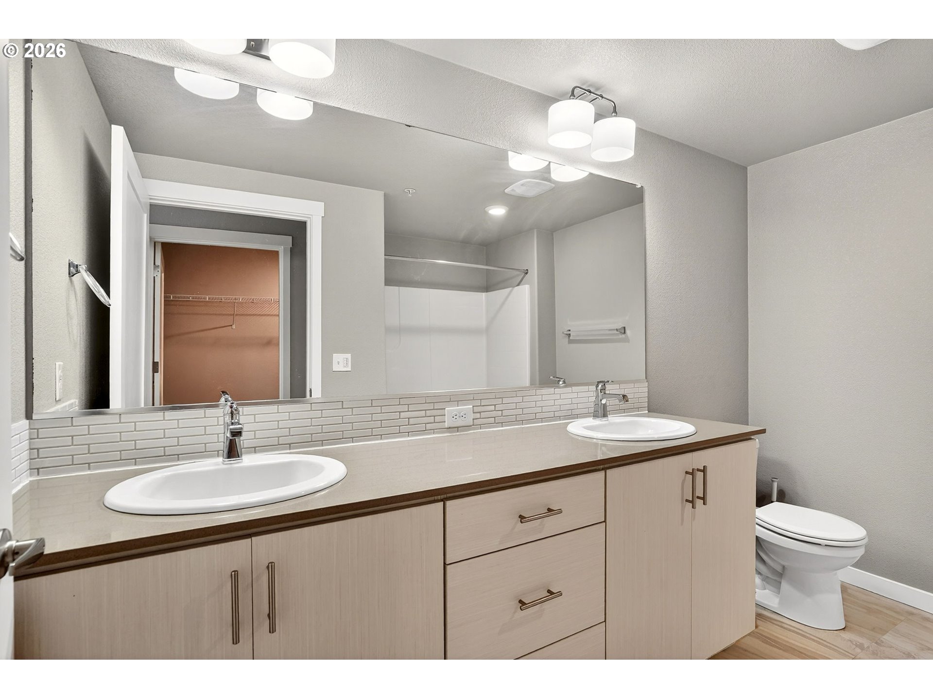 Photo #16: 576850495 Listing: Photo #16