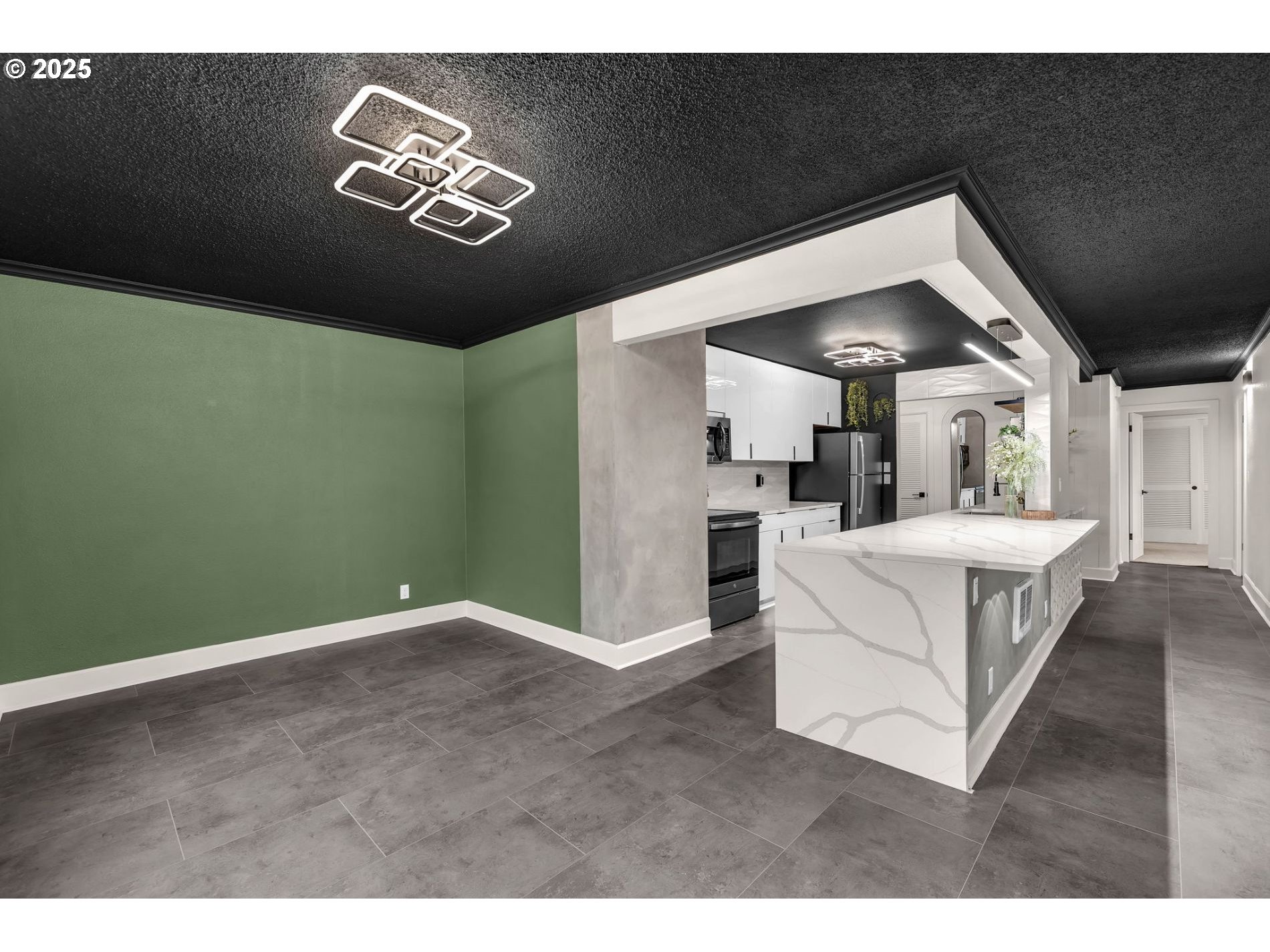 Photo #12: 576871957 Listing: Photo #12