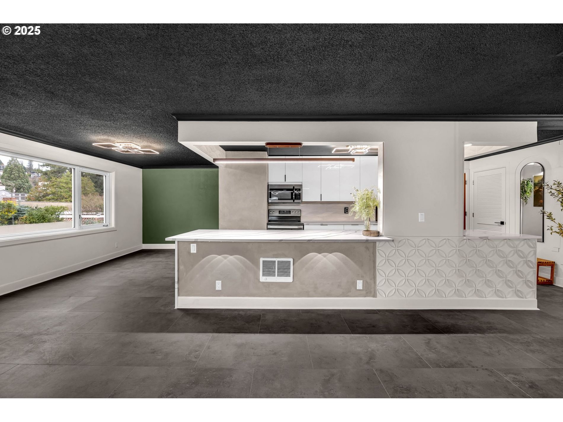 Photo #15: 576871957 Listing: Photo #15