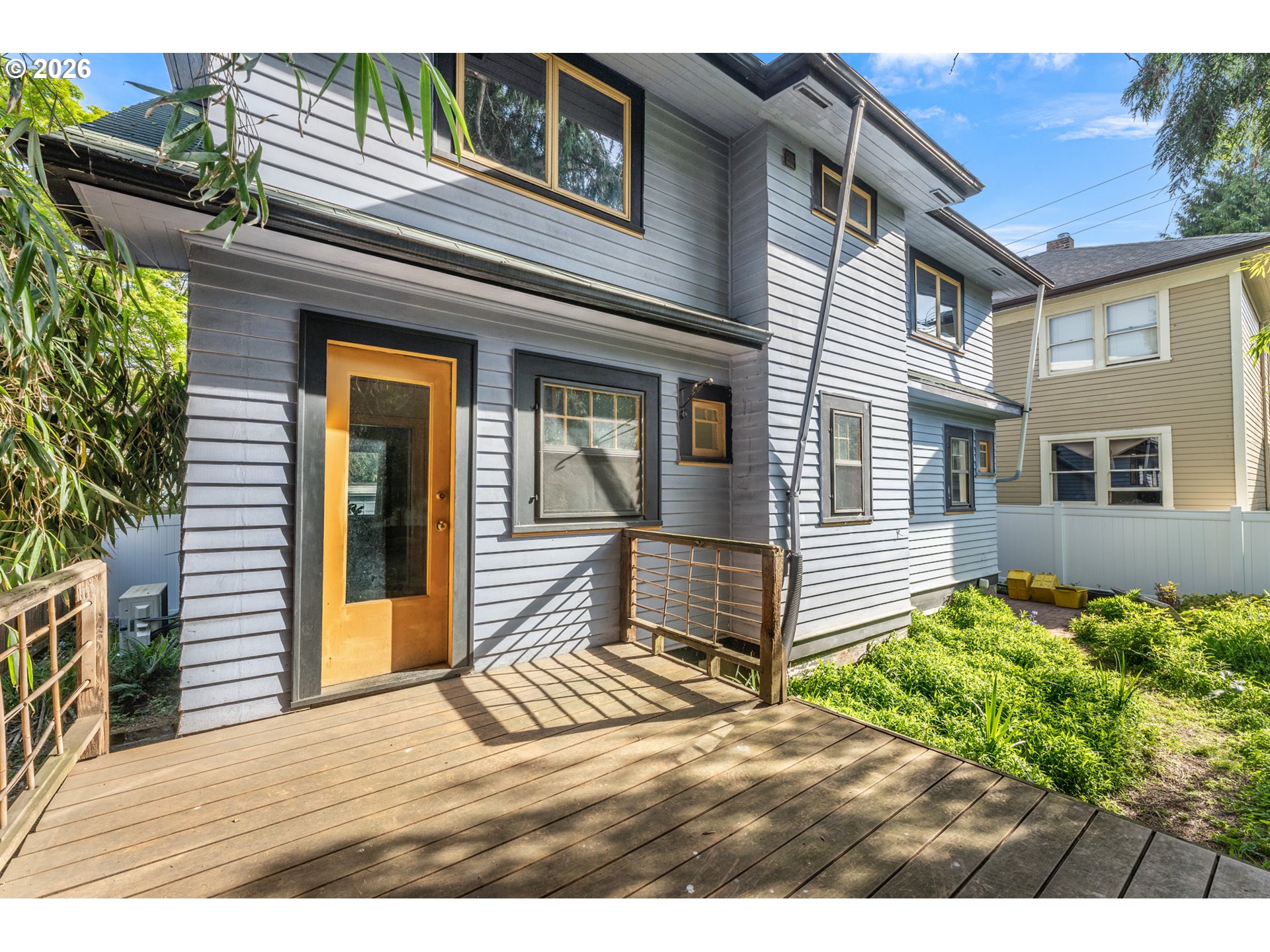 2714 NE EVERETT ST, Portland, OR, 97232