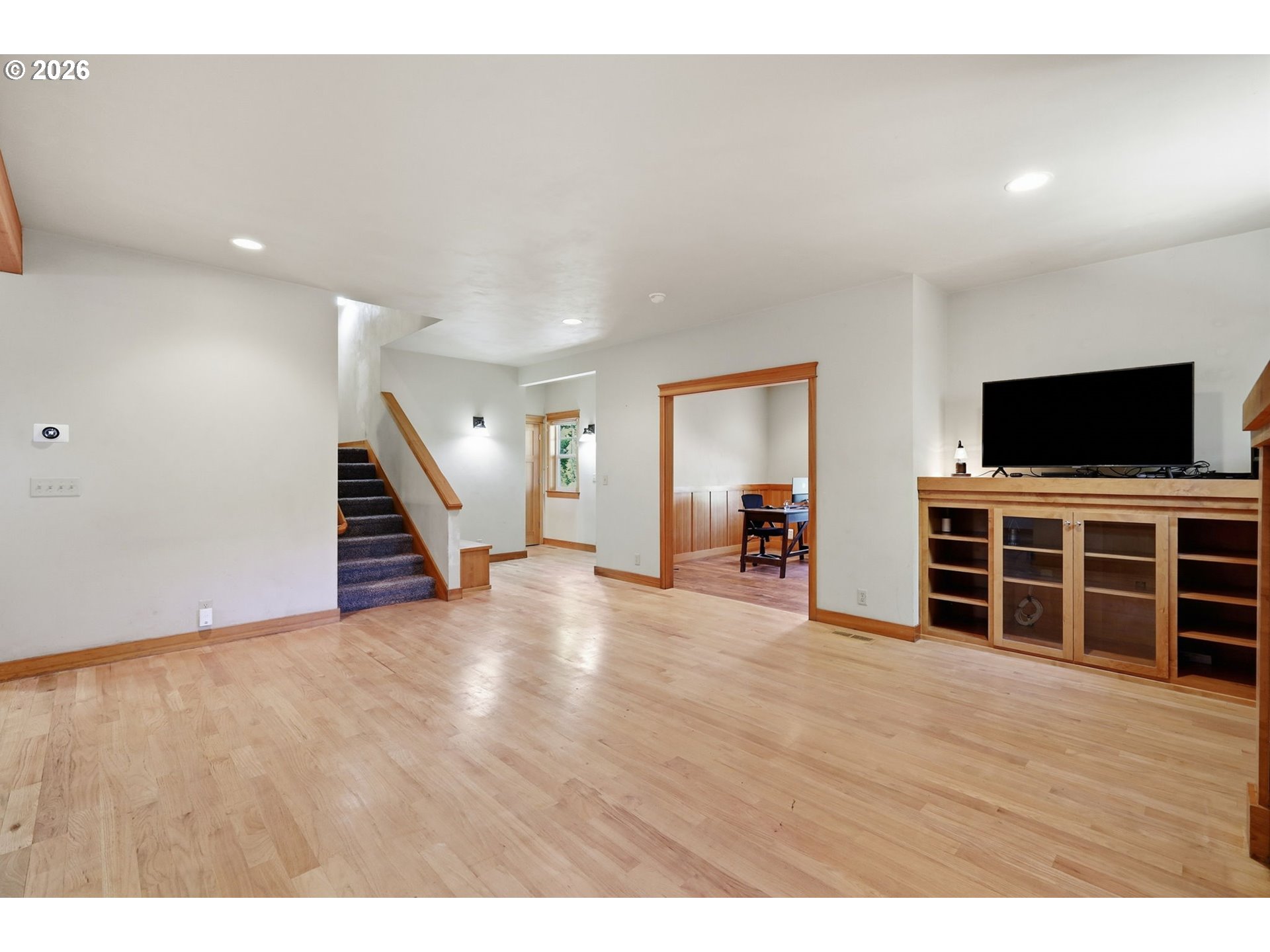 Property photo 10 of 42