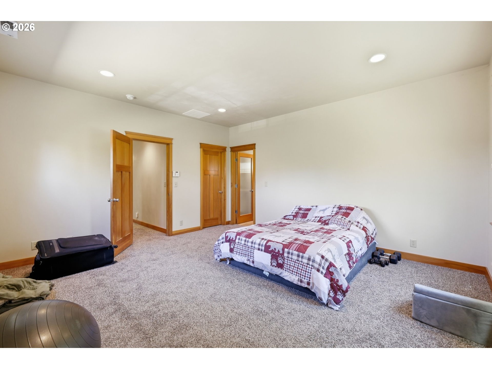 Property photo 20 of 42