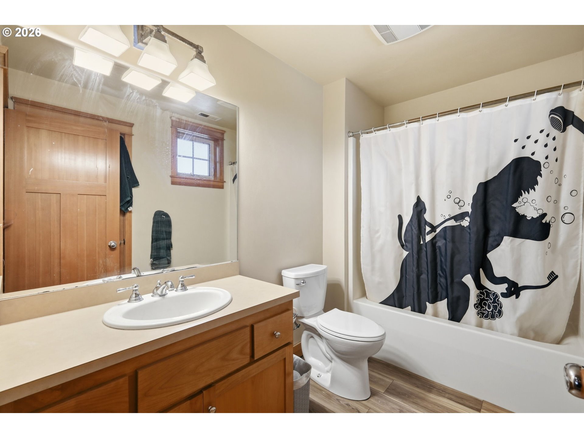 Property photo 32 of 42