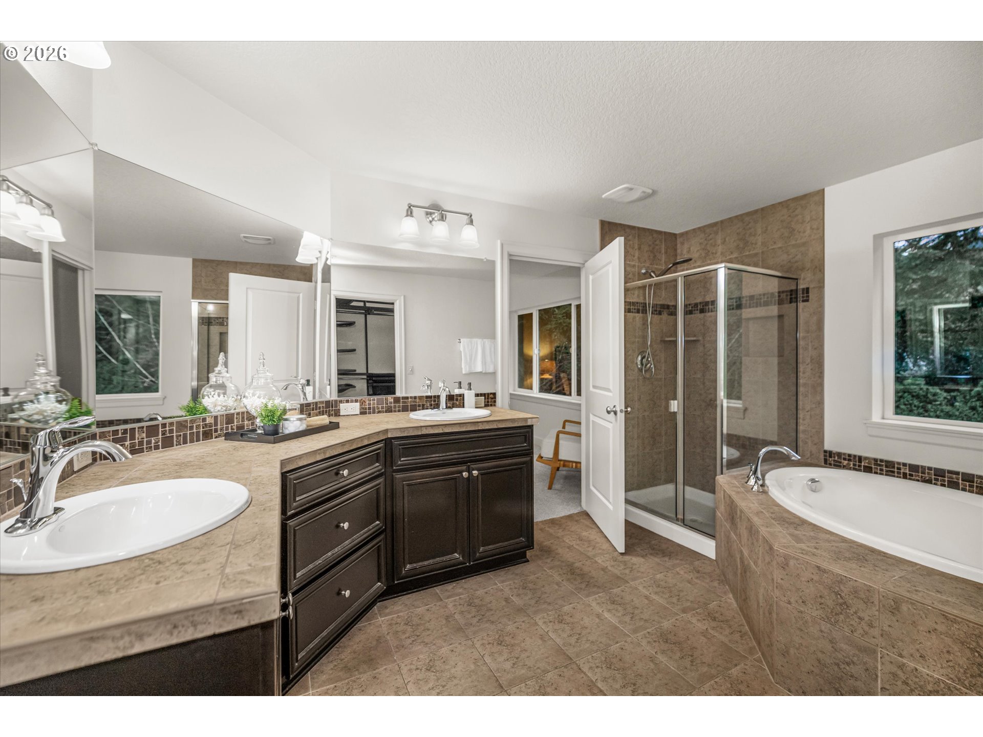 1043 MEEK WAY, West Linn, OR, 97068