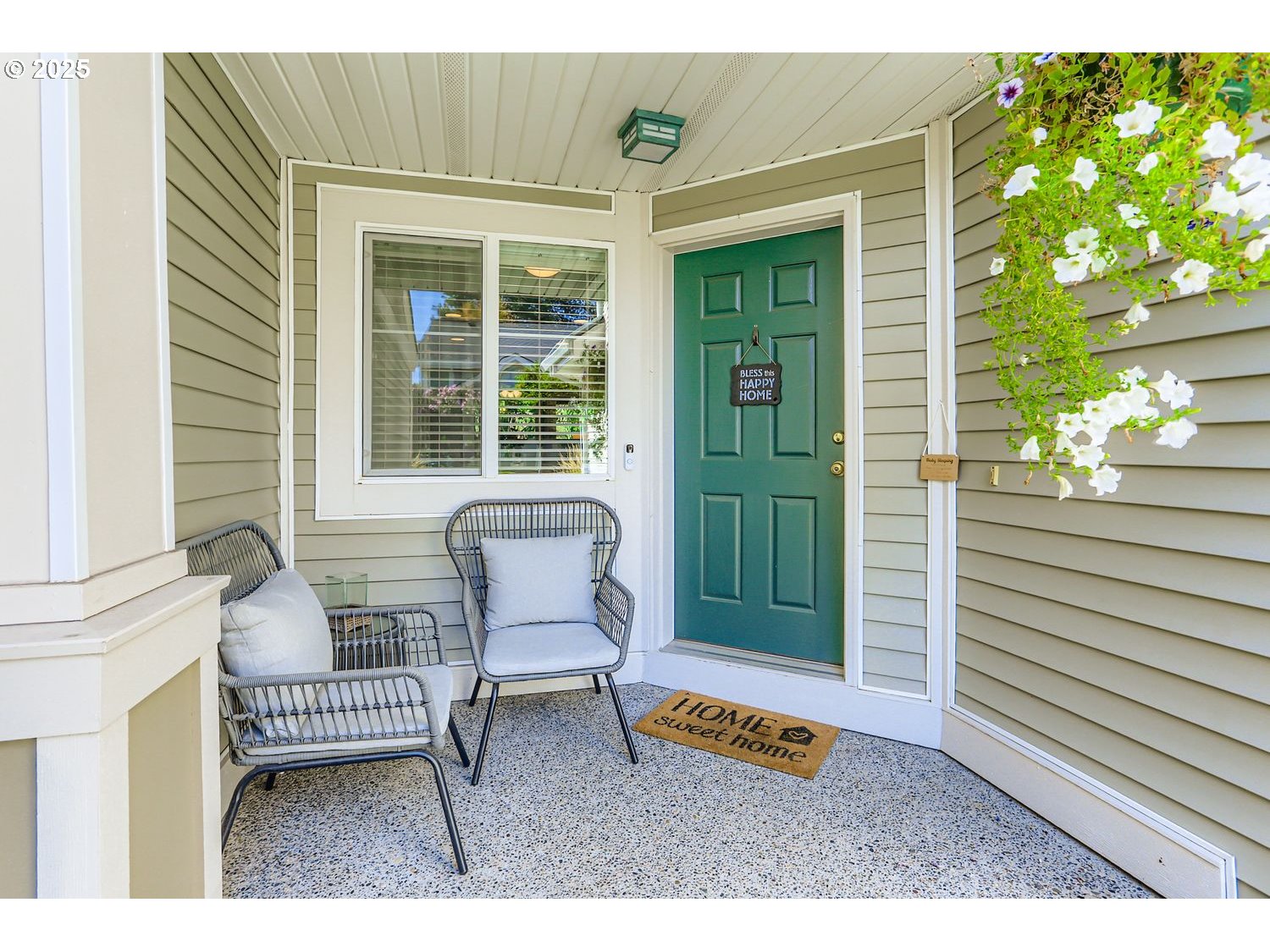 Photo #2: 577960553 Listing: Photo #2