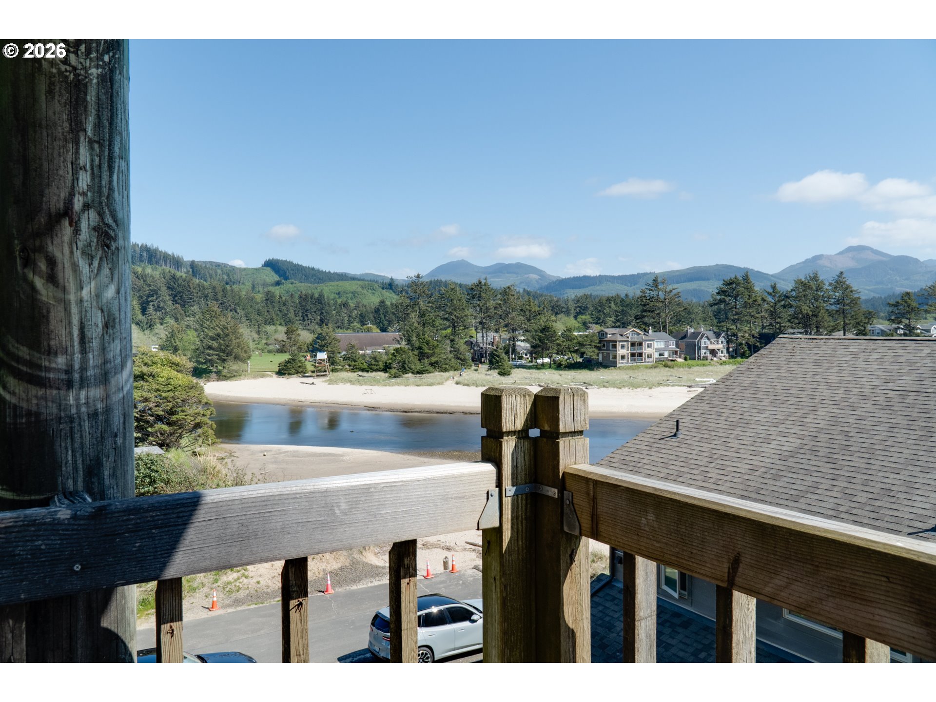 353 N BREAKER POINT DR UNIT 353, Cannon Beach, OR, 97110