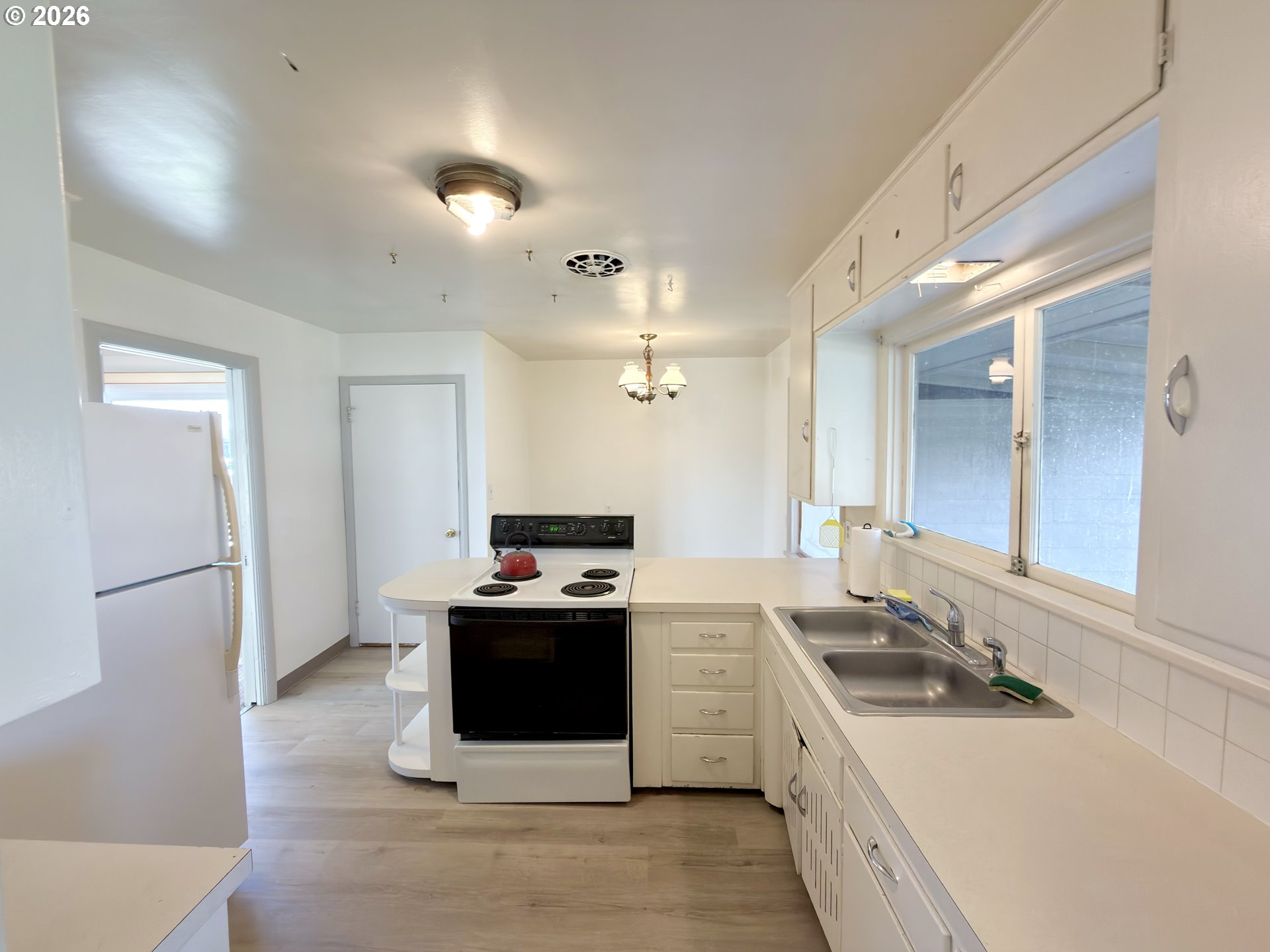 725 SW 11TH ST, Hermiston, OR, 97838