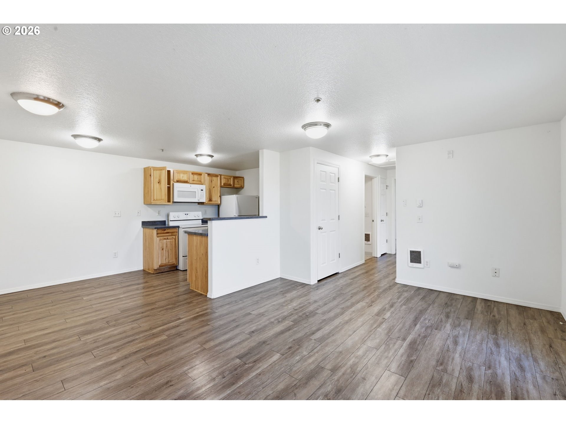 Photo #5: 578914447 Listing: Photo #5