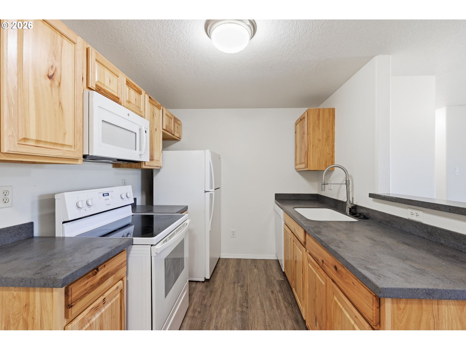 Photo #6: 578914447 Listing: Photo #6