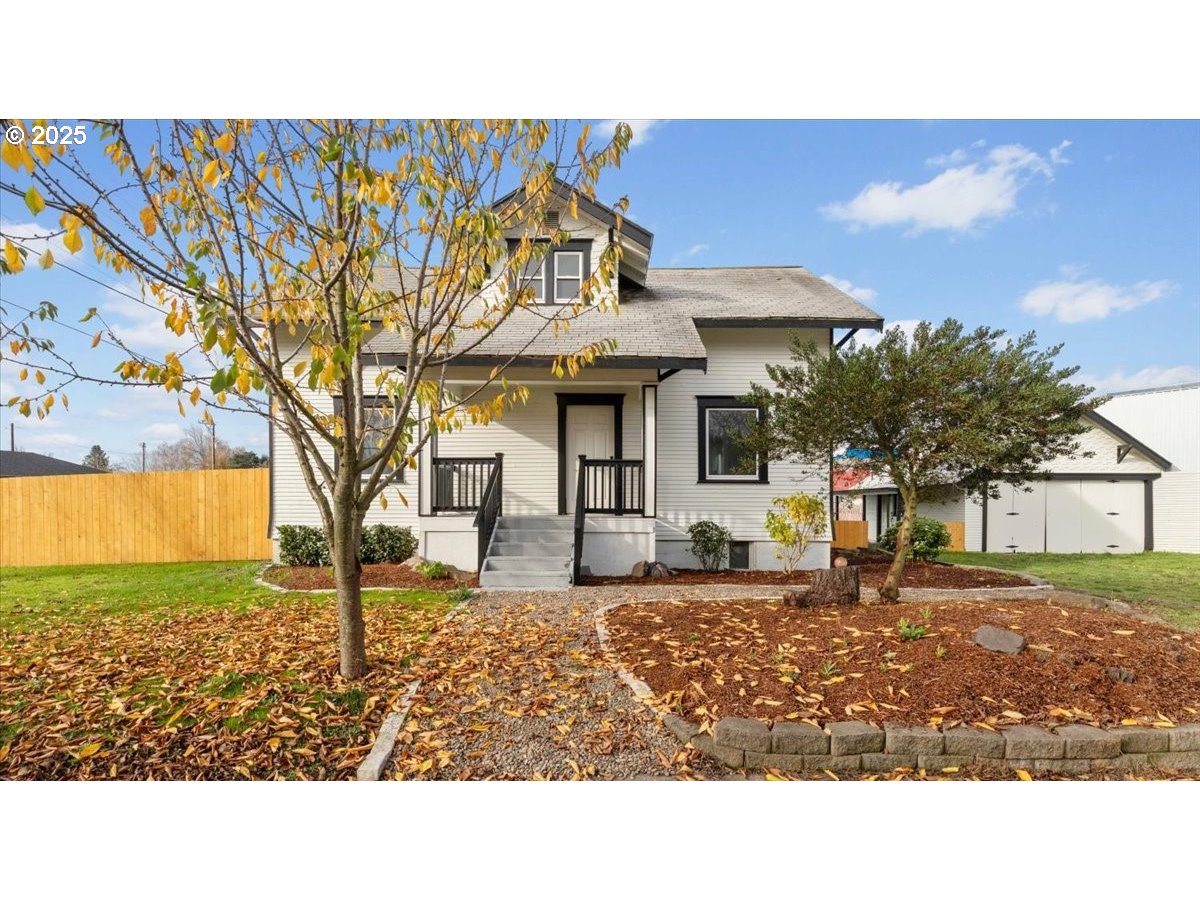 4000 CARMAN DR UNIT 106, Lake Oswego, OR, 97035