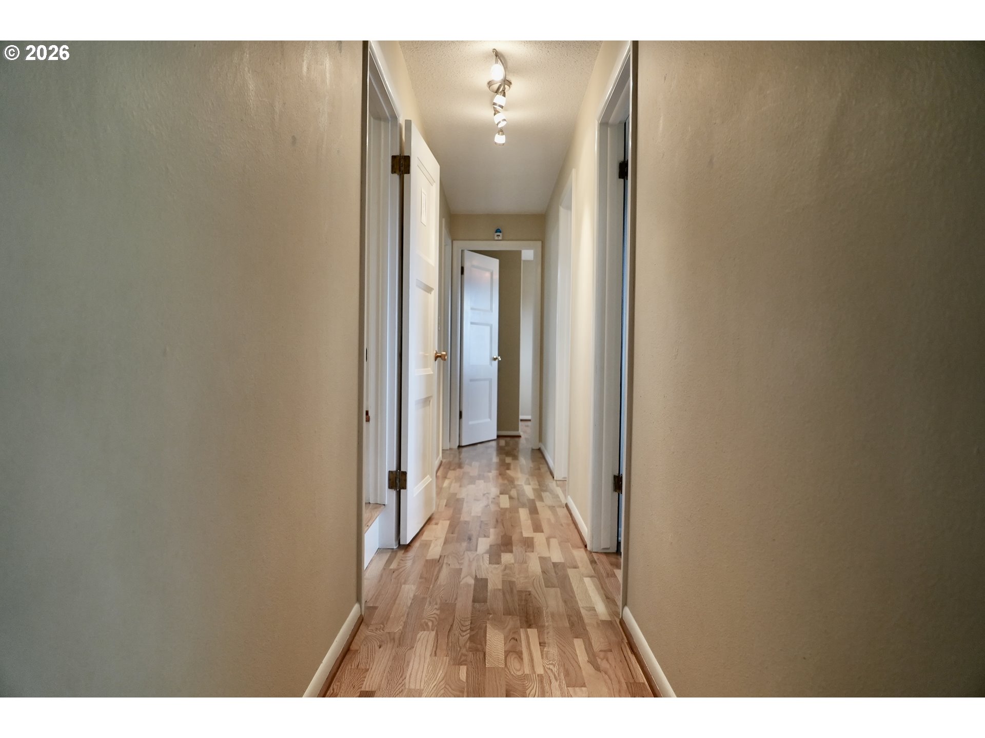 445 STERLING DR, Eugene, OR, 97404