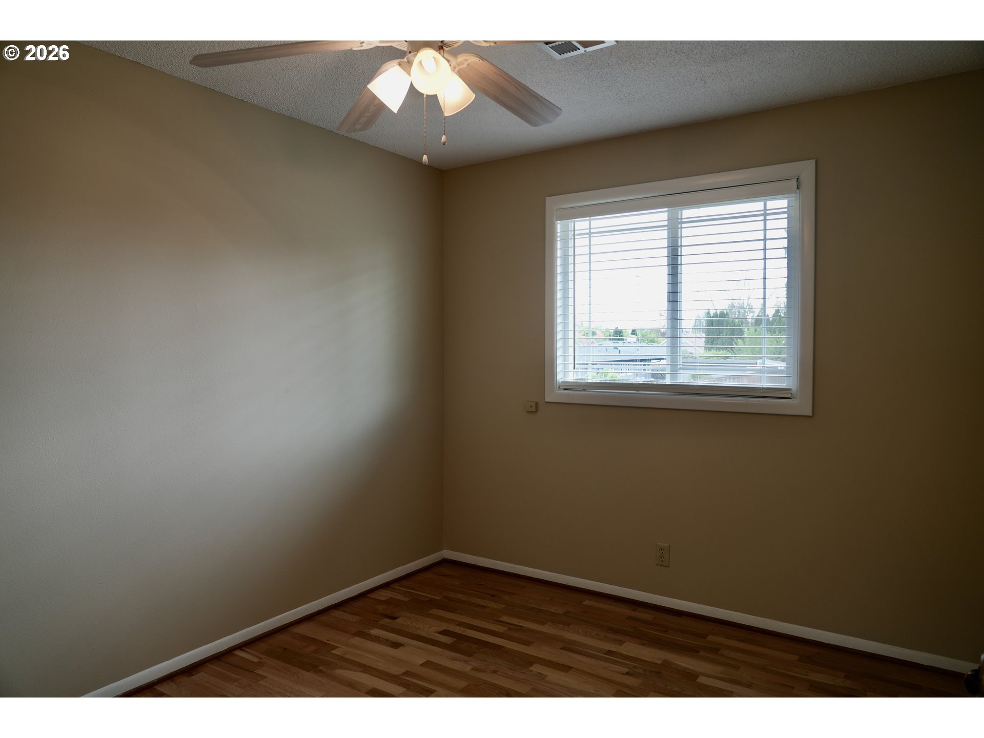 445 STERLING DR, Eugene, OR, 97404