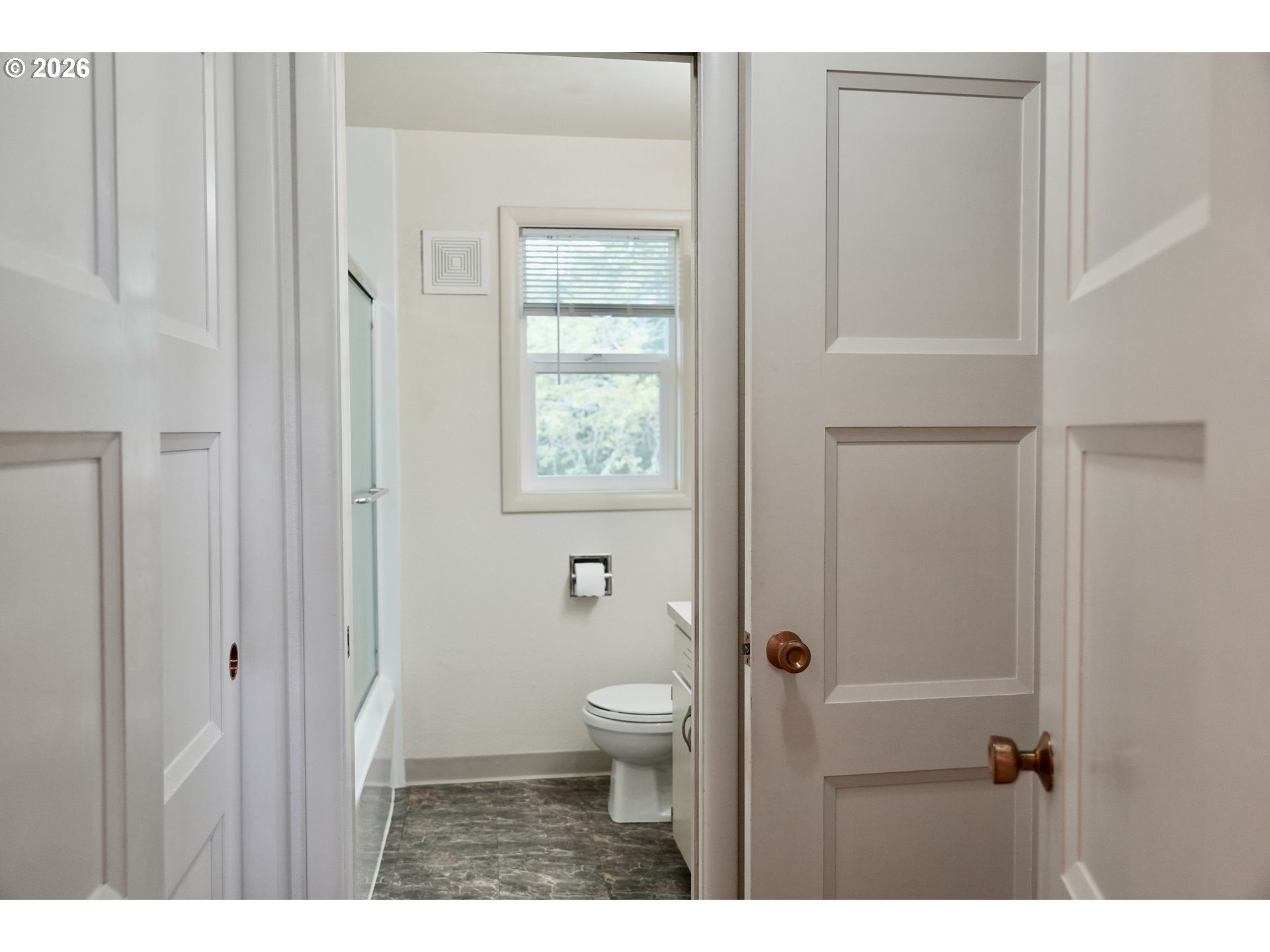 445 STERLING DR, Eugene, OR, 97404