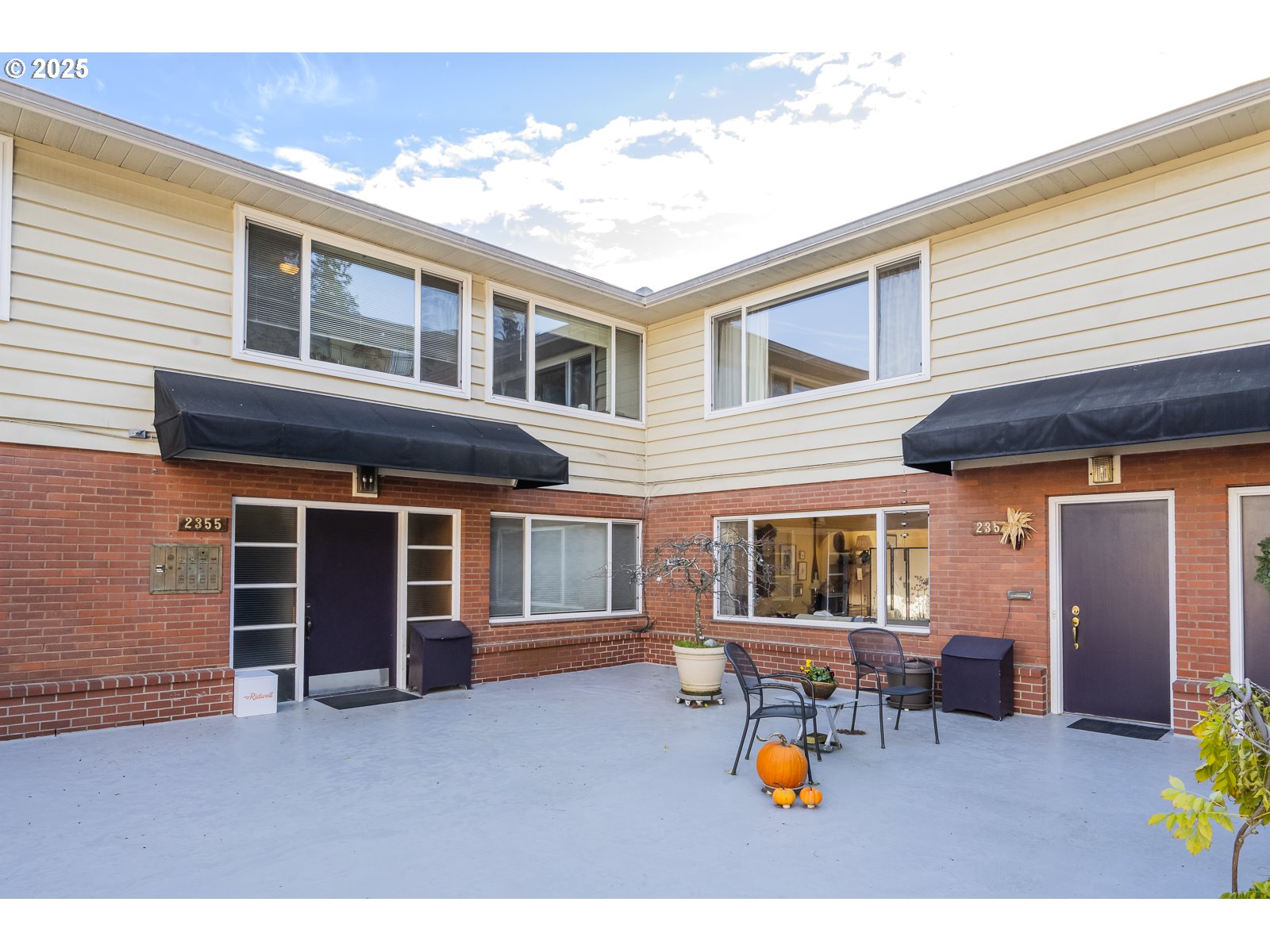 2355 SW CEDAR ST Unit 9, Portland OR 97205