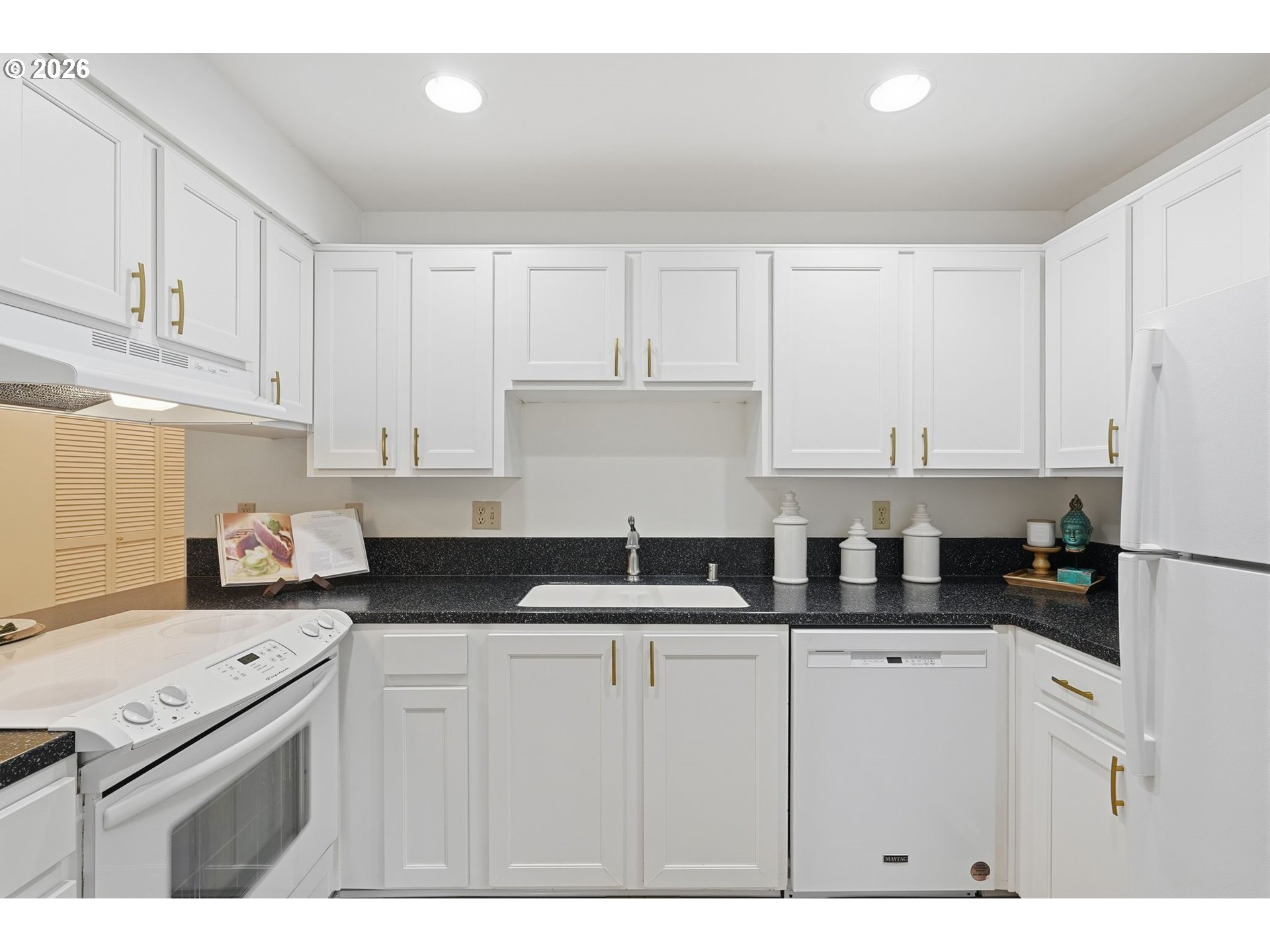 Photo #25: 581691336 Listing: Photo #25