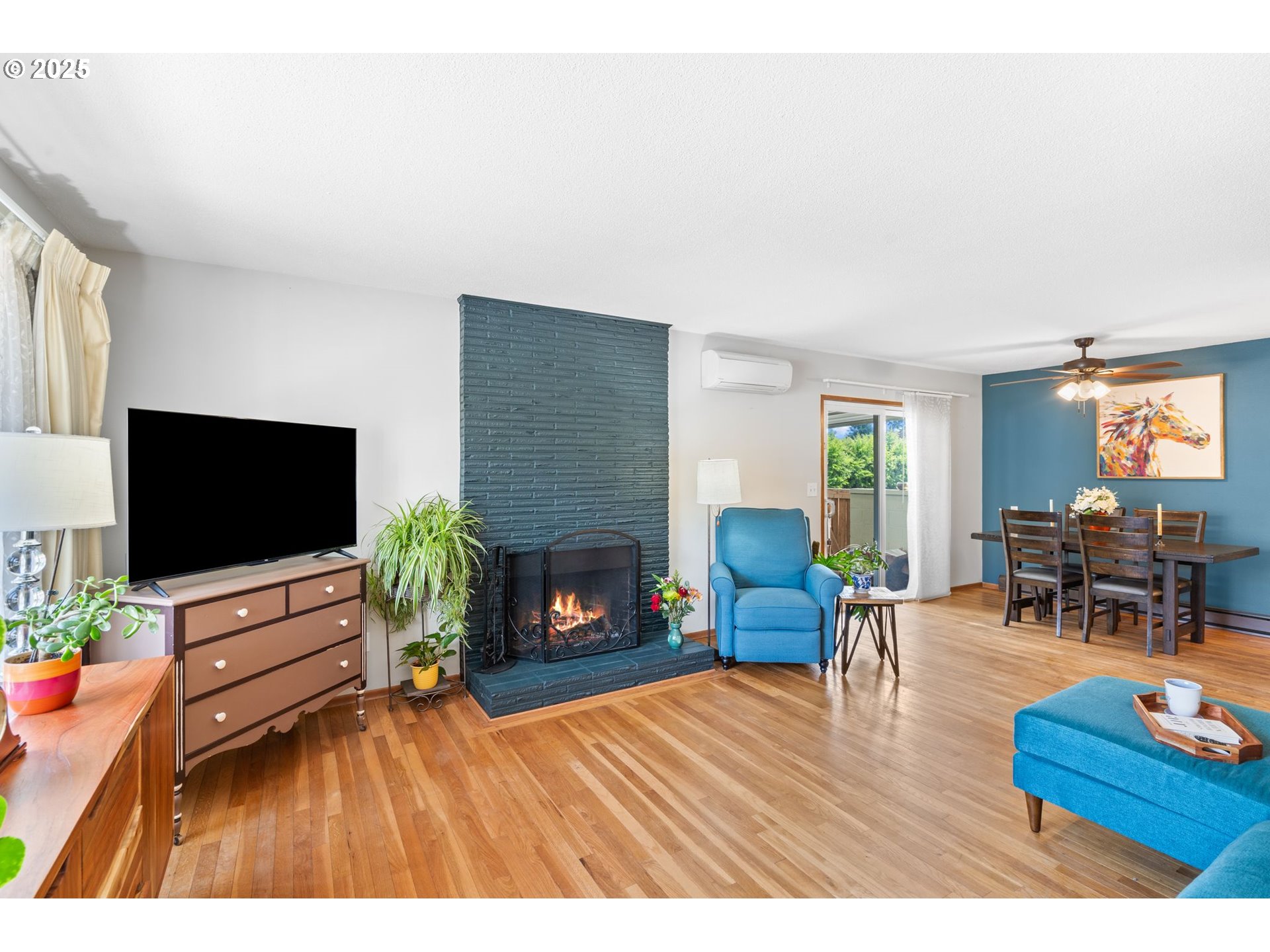 Photo #2: 581992465 Listing 