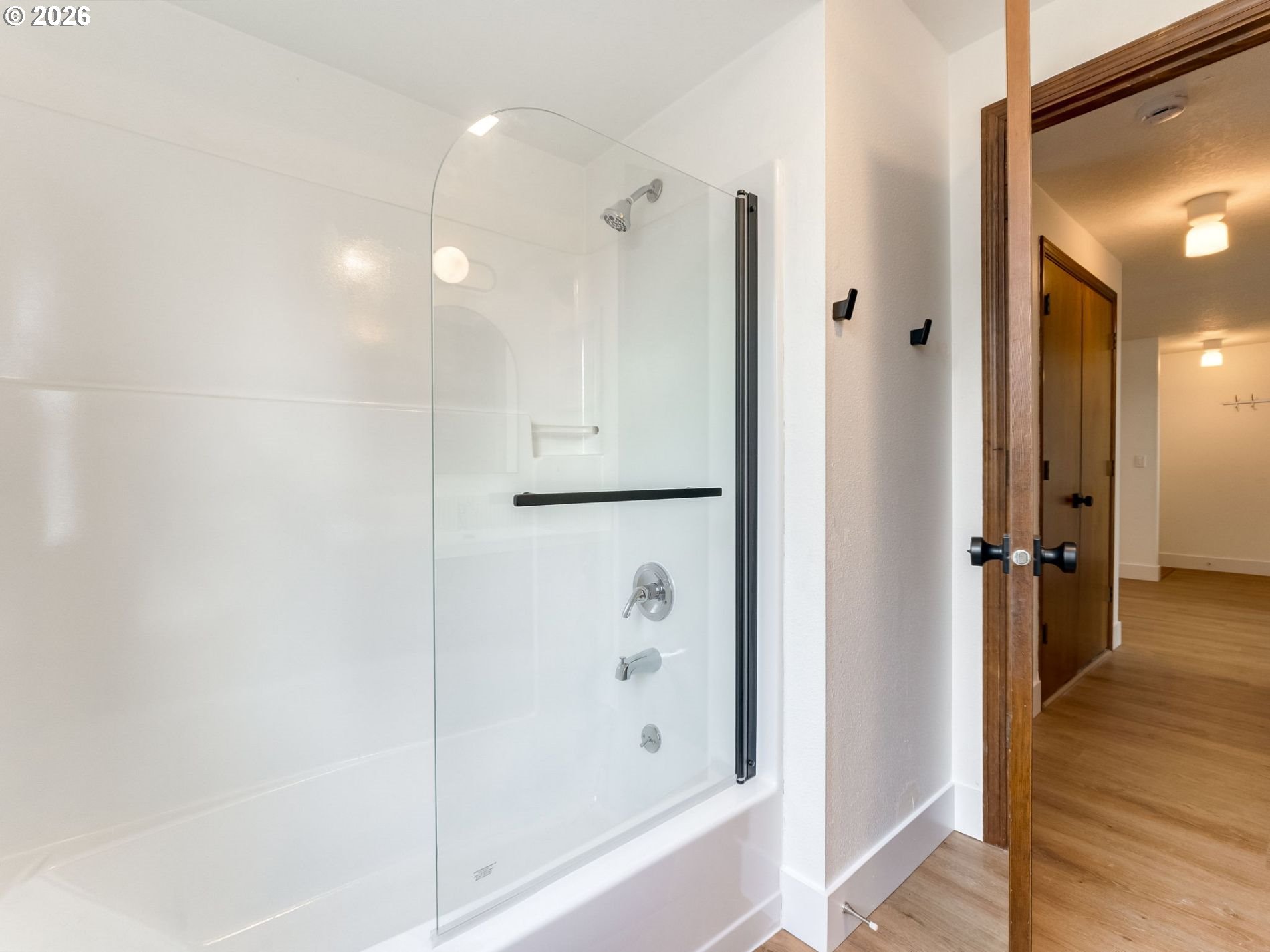 Photo #14: 582330558 Listing: Photo #14