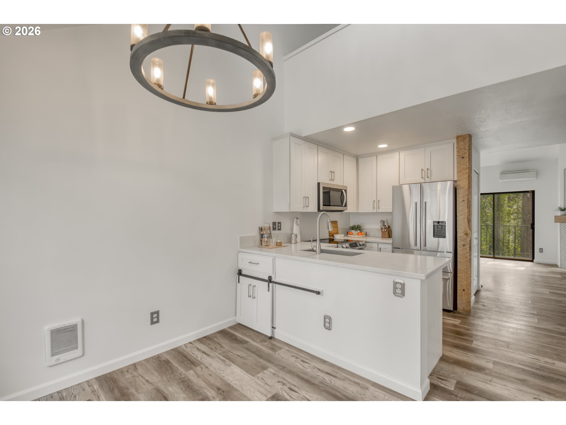 Photo #3: 582624026 Listing: Photo #3