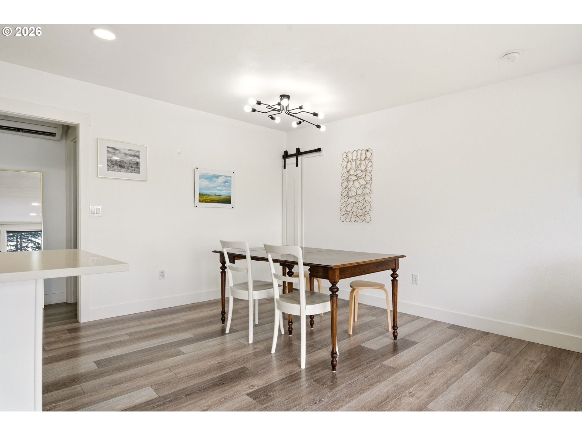 Photo #1: 583619855 Listing: Photo #1