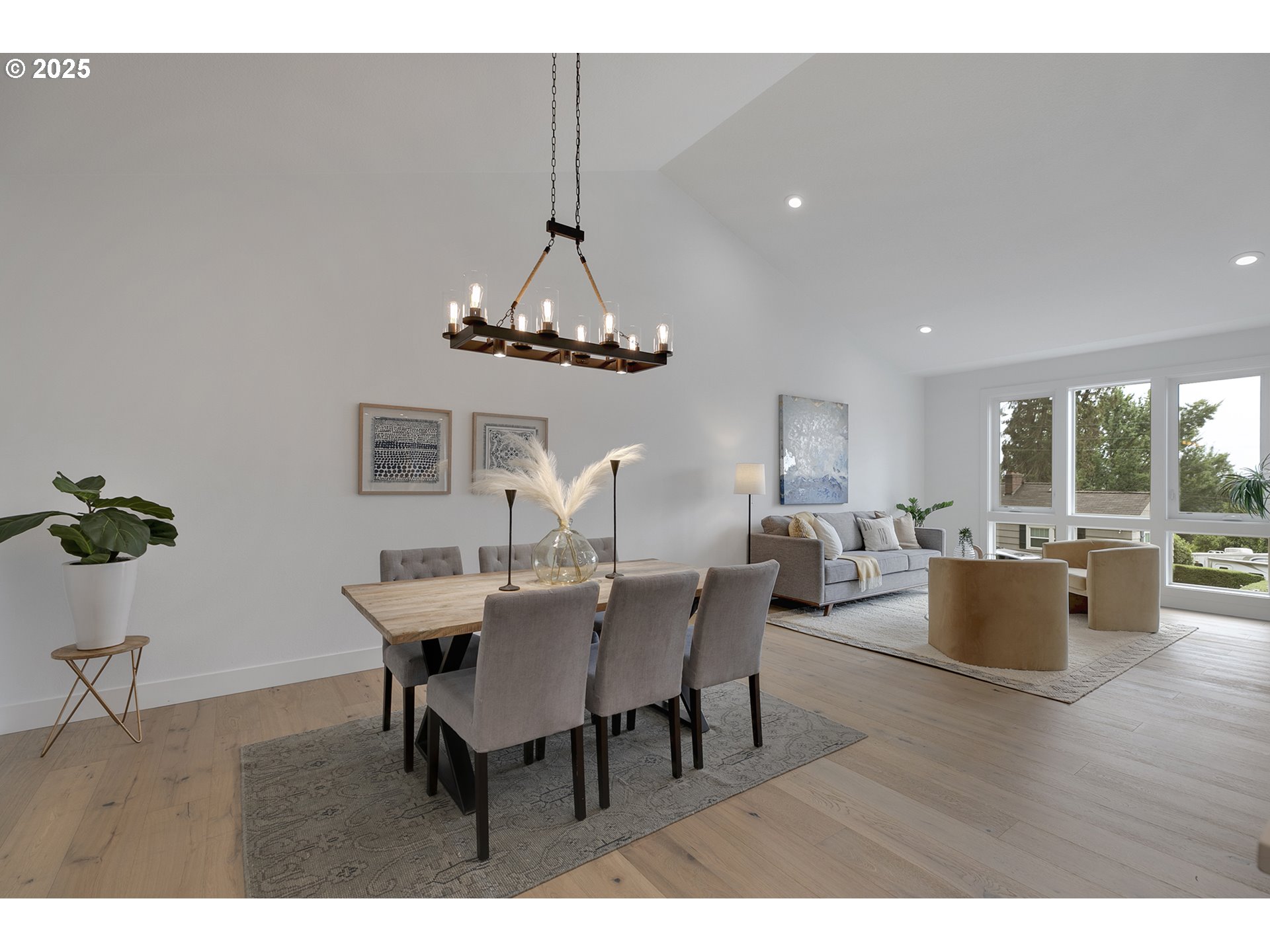 9375 NE SACRAMENTO ST, Portland, OR, 97220