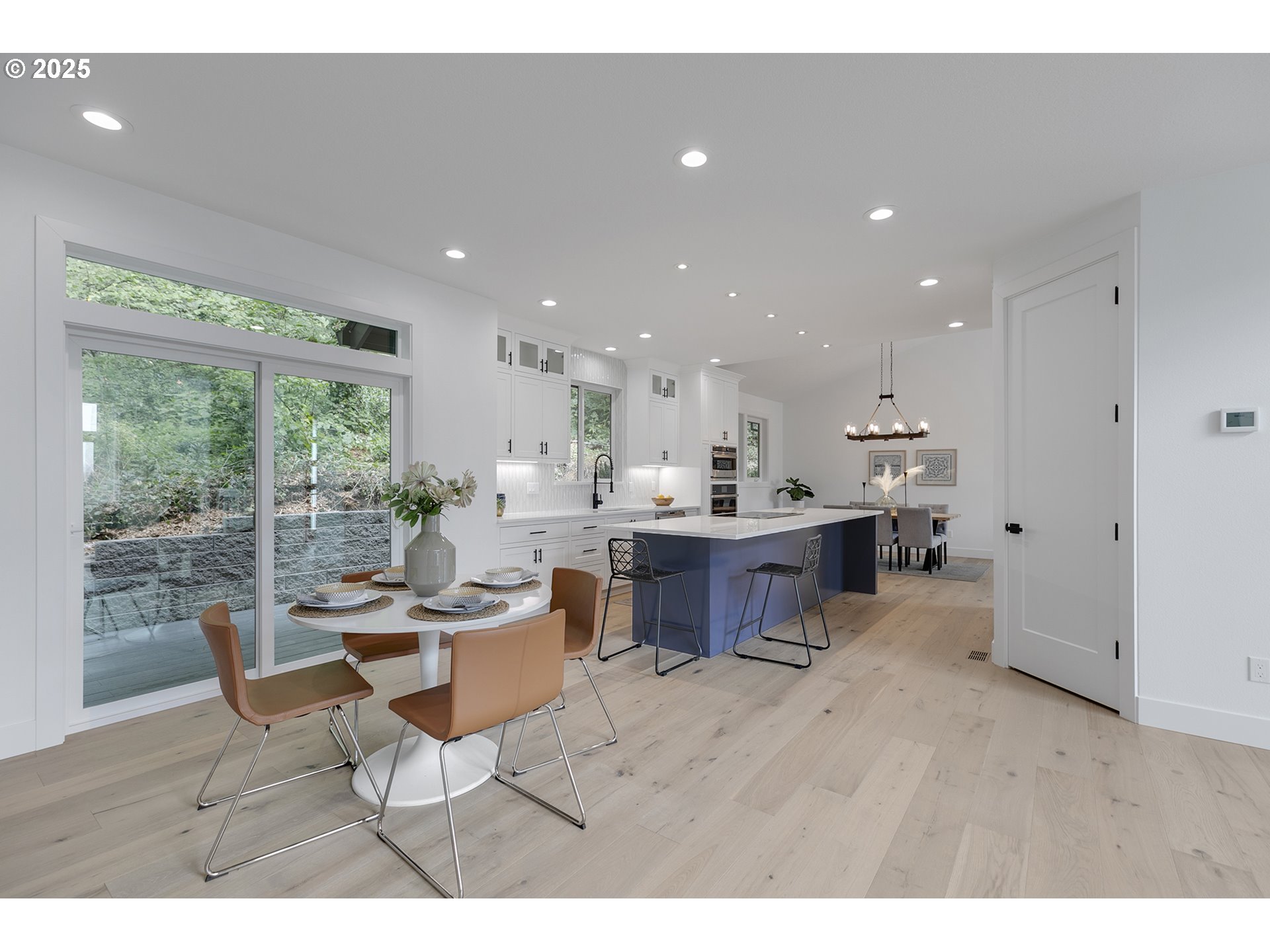 9375 NE SACRAMENTO ST, Portland, OR, 97220