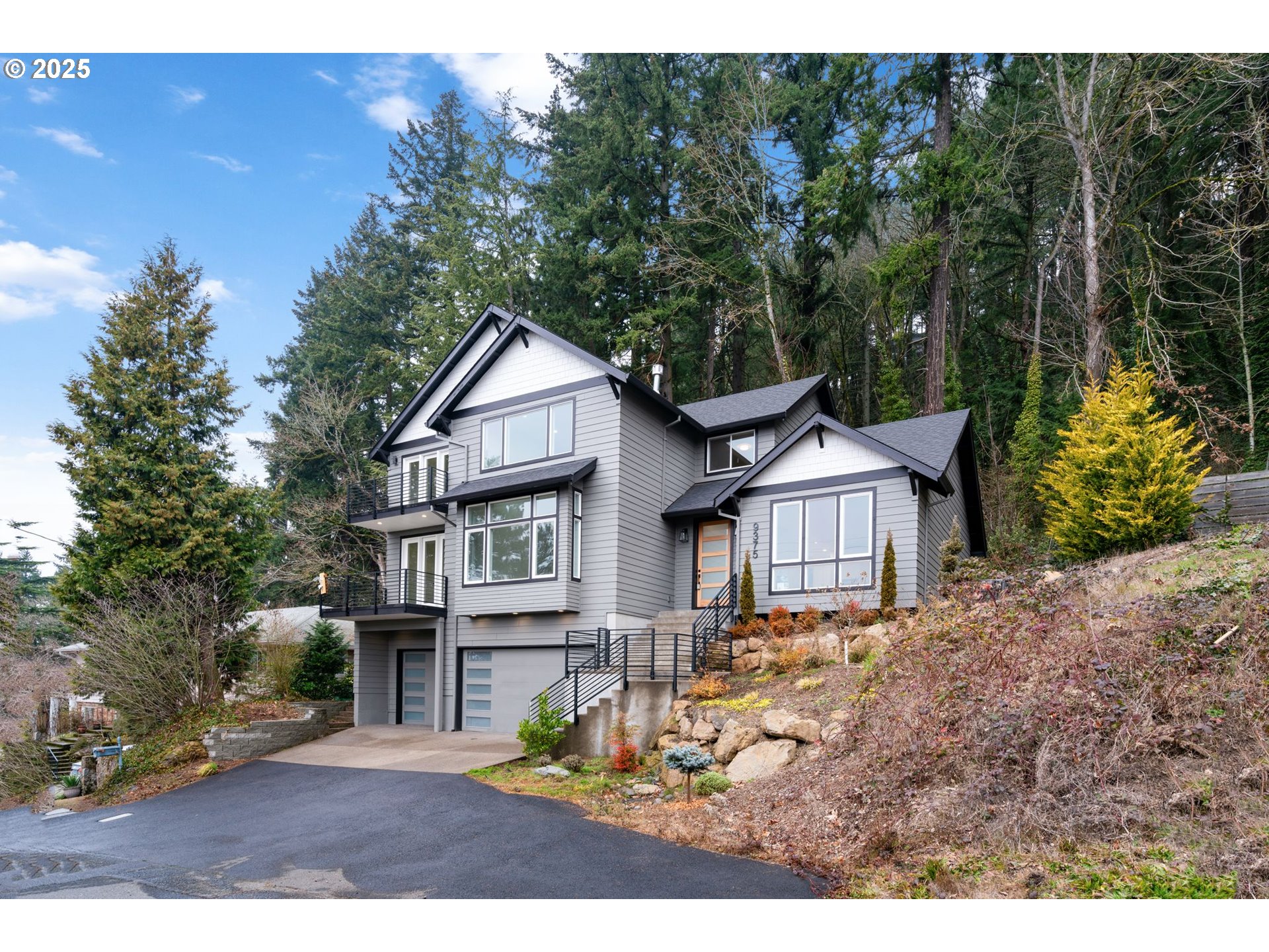 9375 NE SACRAMENTO ST, Portland, OR, 97220