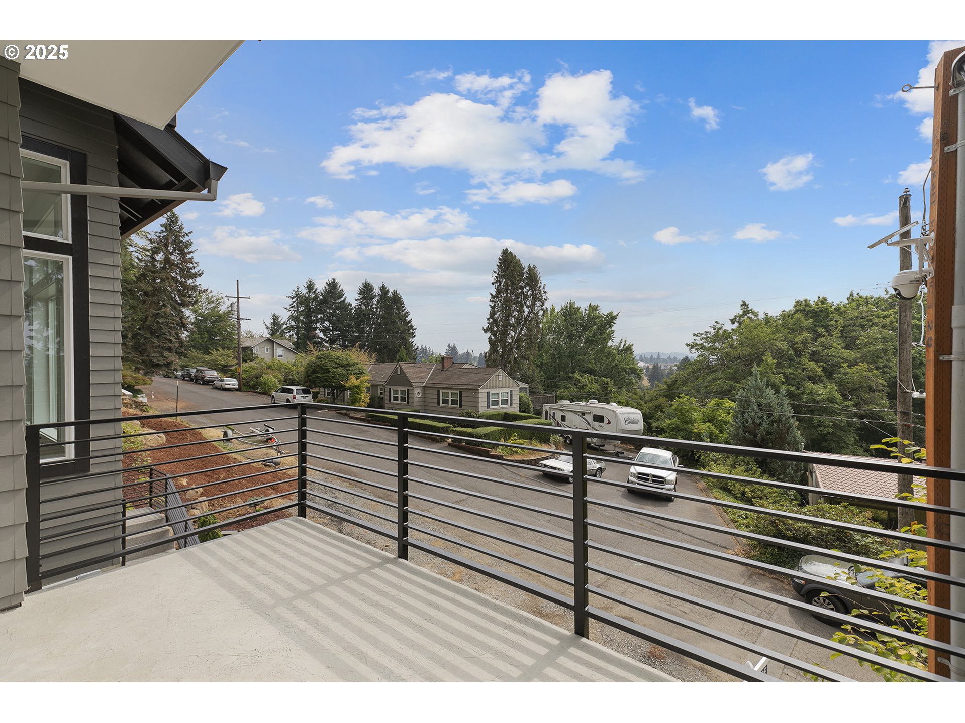 9375 NE SACRAMENTO ST, Portland, OR, 97220