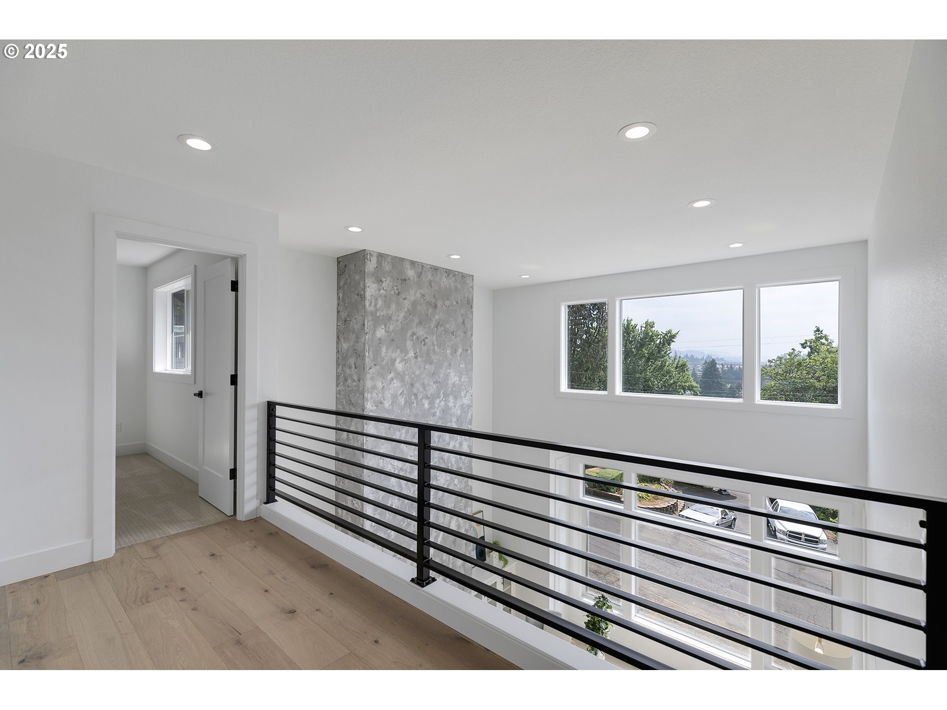 9375 NE SACRAMENTO ST, Portland, OR, 97220