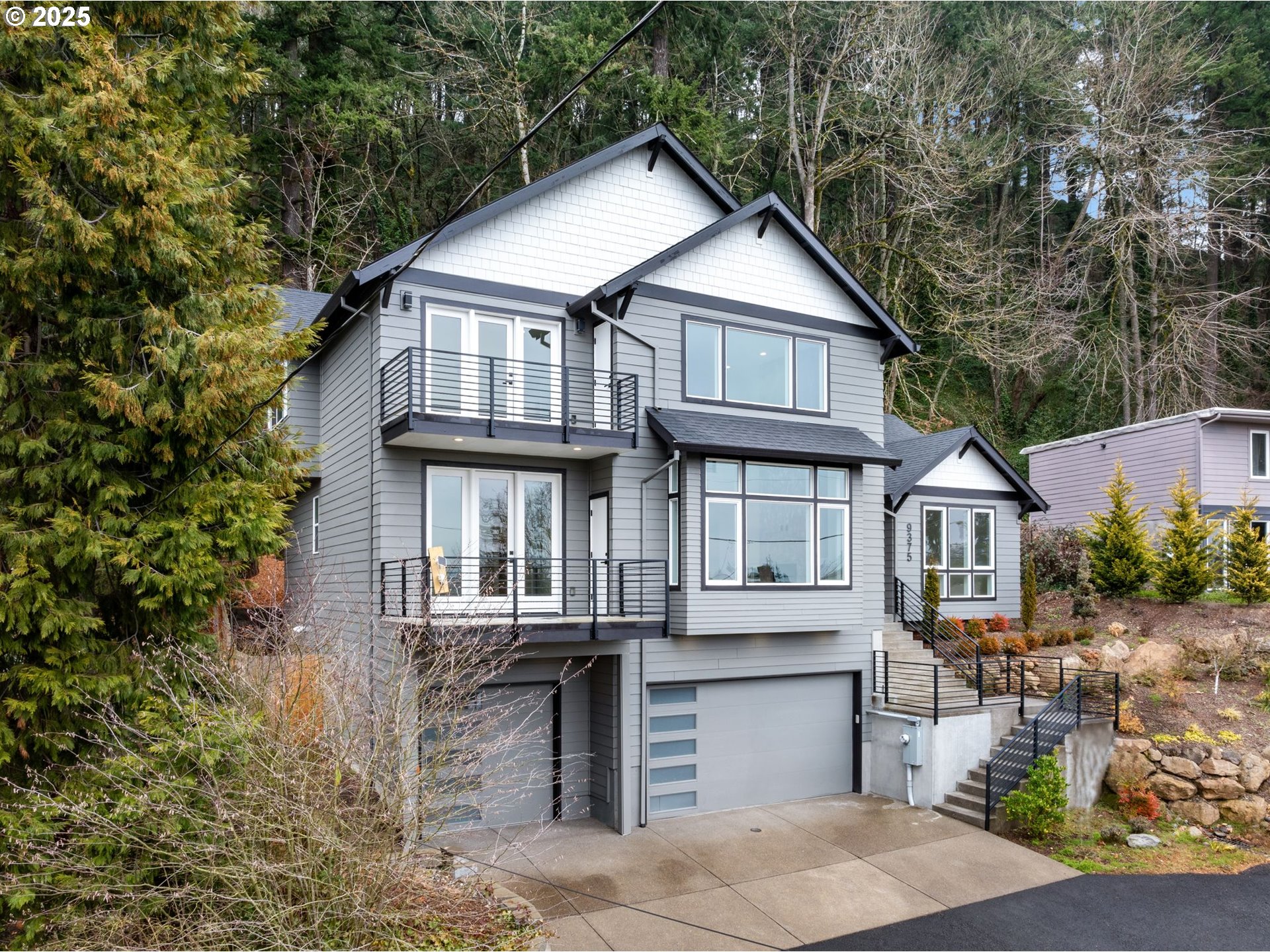 9375 NE SACRAMENTO ST, Portland, OR, 97220