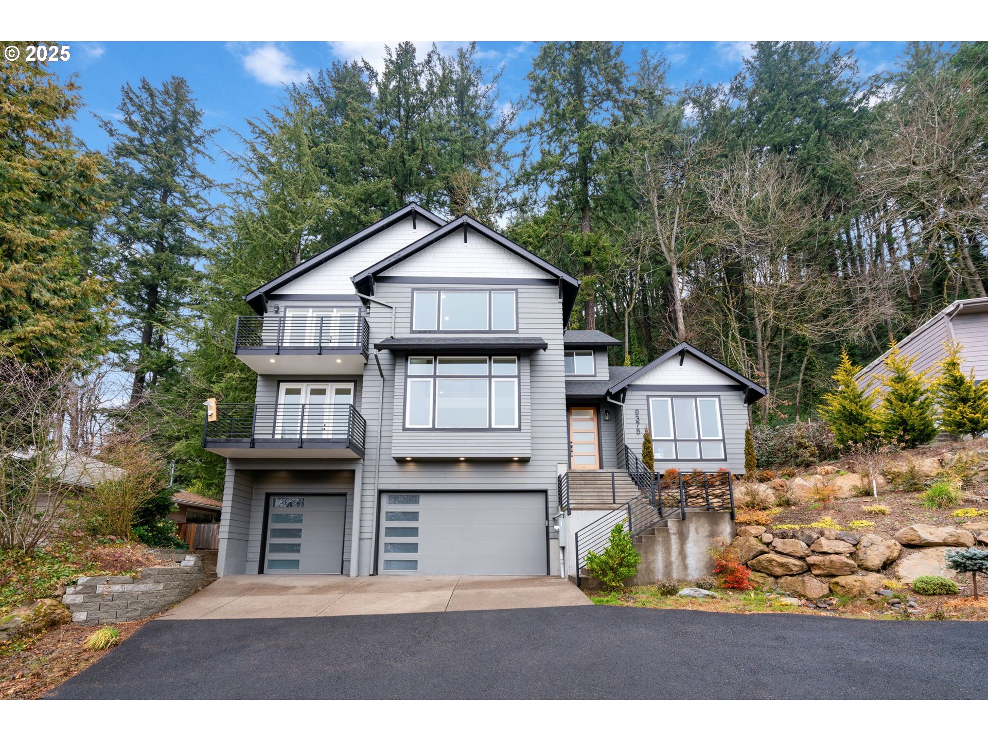 9375 NE SACRAMENTO ST, Portland, OR, 97220