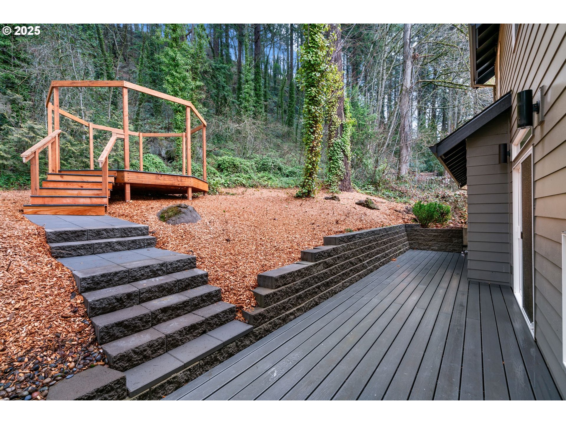 9375 NE SACRAMENTO ST, Portland, OR, 97220