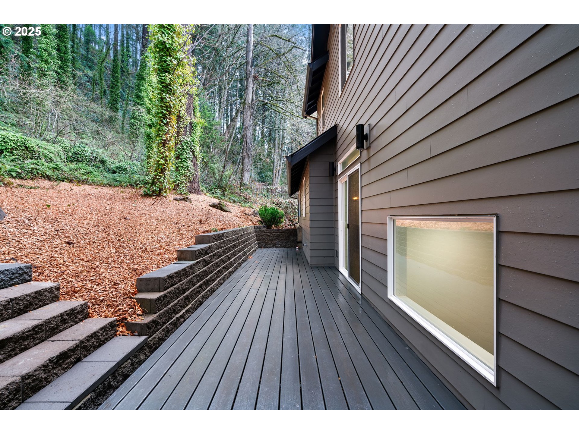 9375 NE SACRAMENTO ST, Portland, OR, 97220