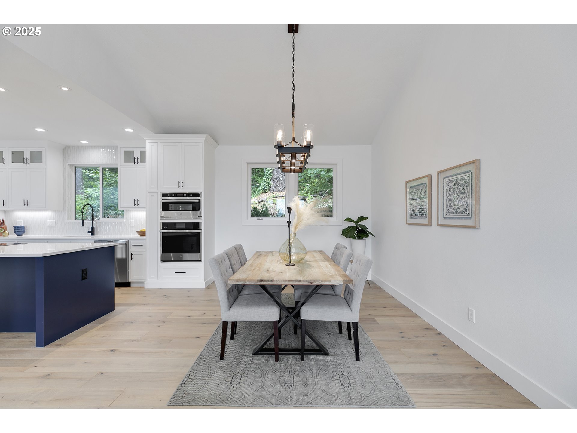 9375 NE SACRAMENTO ST, Portland, OR, 97220