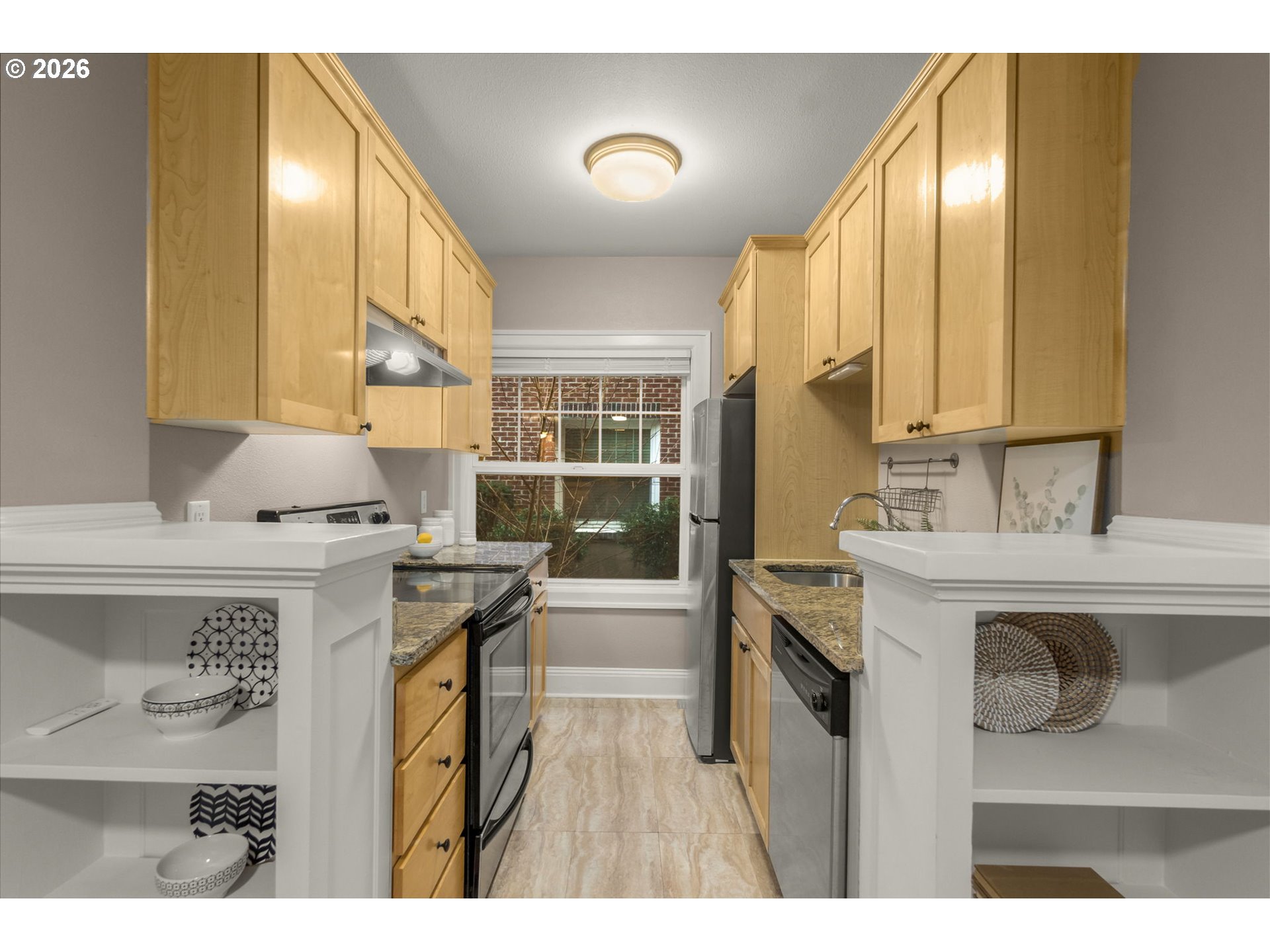 Photo #2: 584132277 Listing: Photo #2